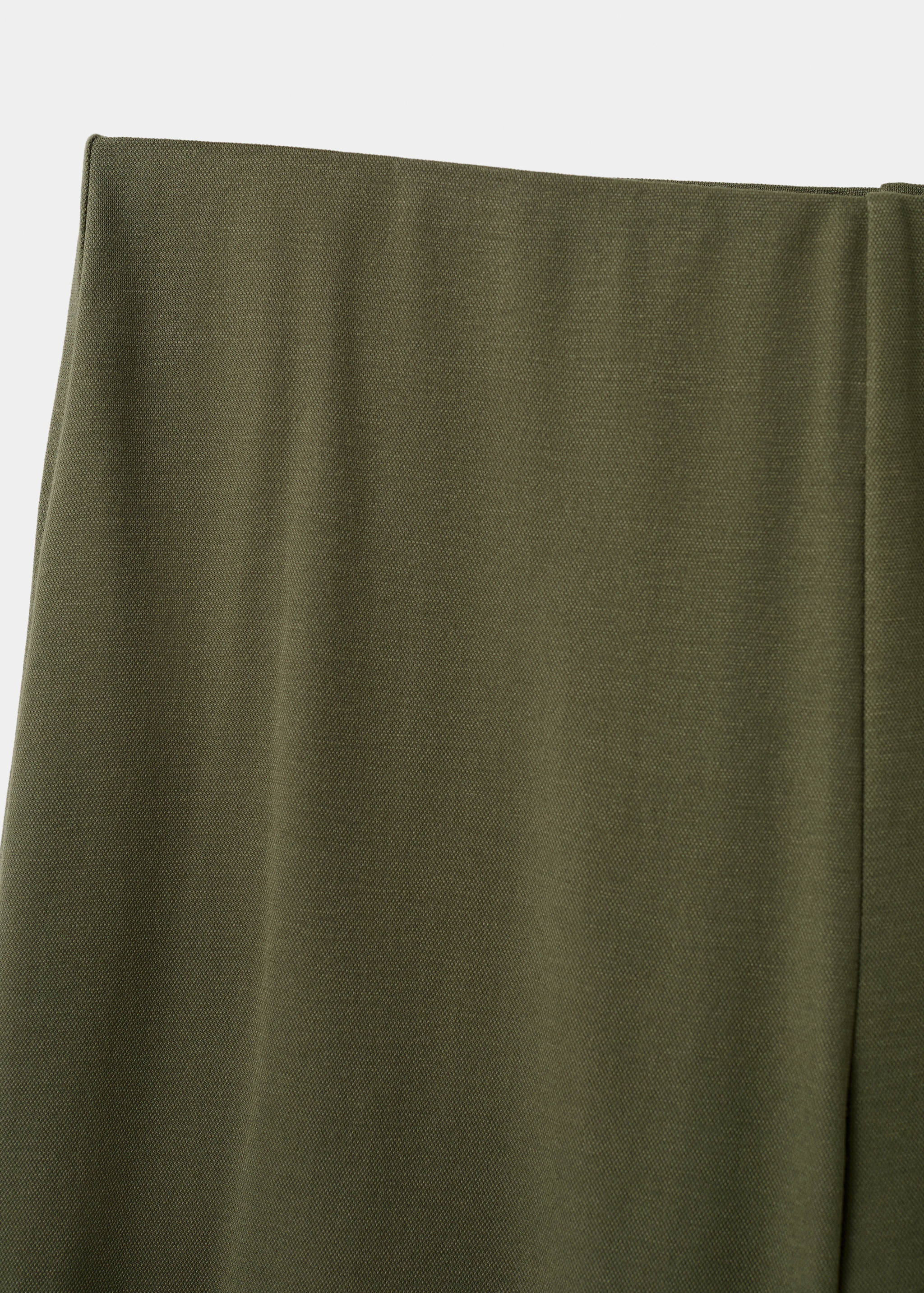 Calças retas com cintura elástica - Pormenor do artigo 8