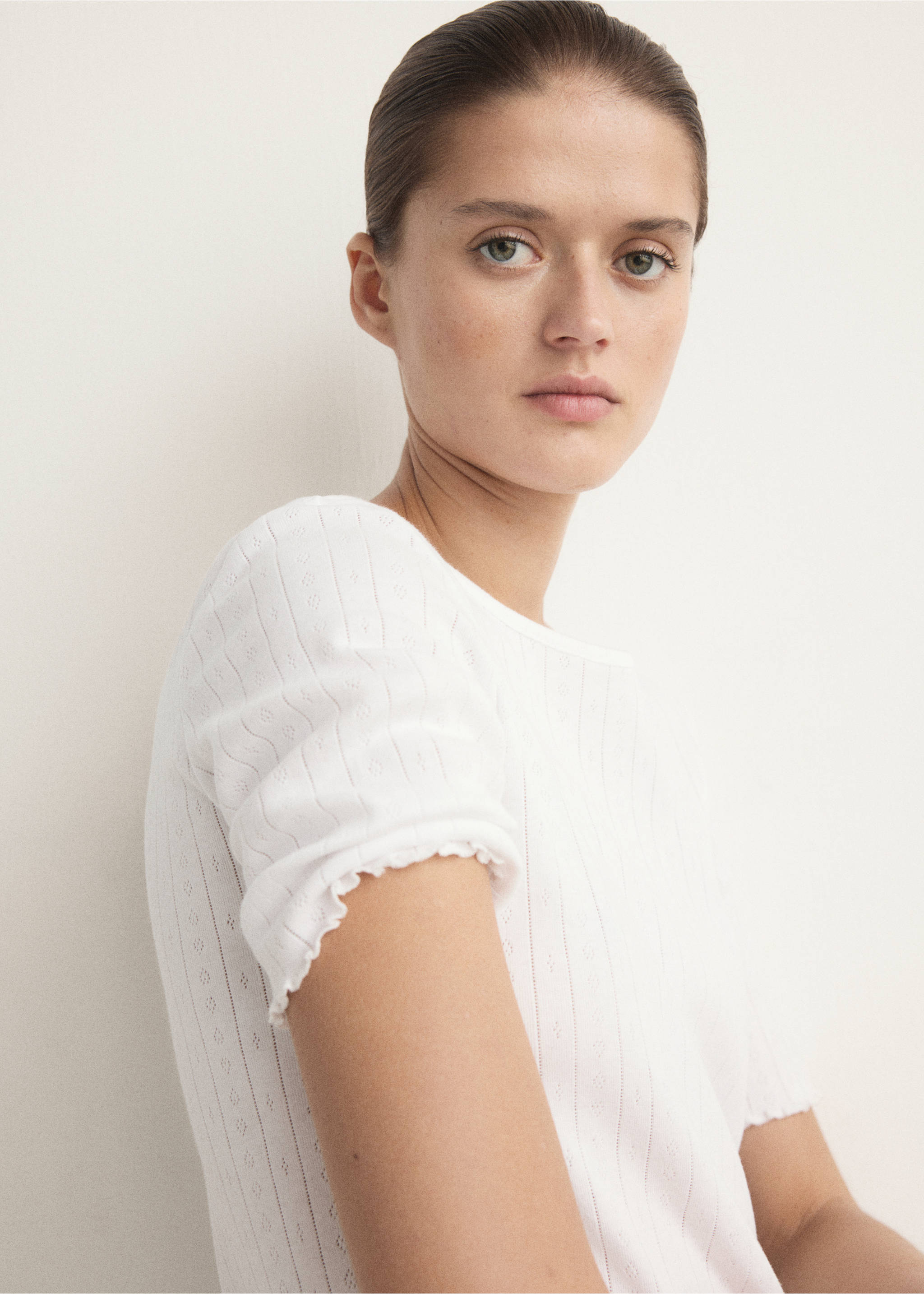 Distressed cotton t-shirt - Details of the article 1, White. Ref: 27063328-00.