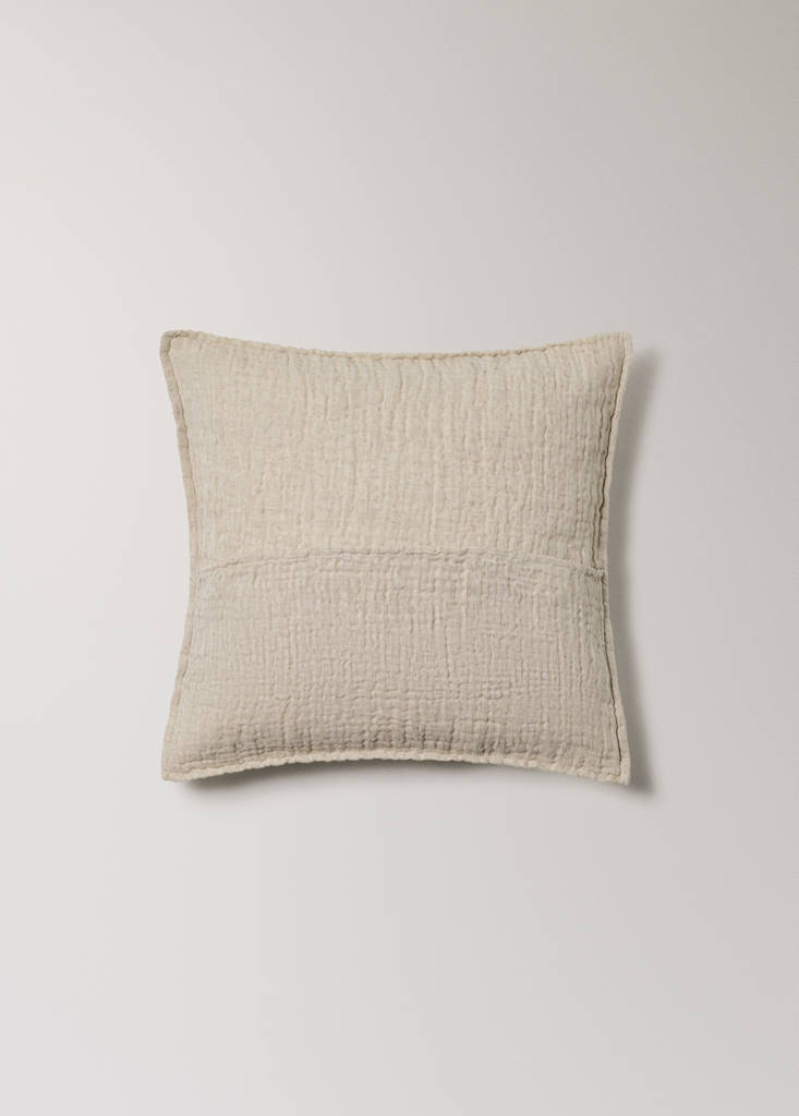 Linen cotton bed cushion cover with yarn-dyed threads 50x50 cm — Medium Brown