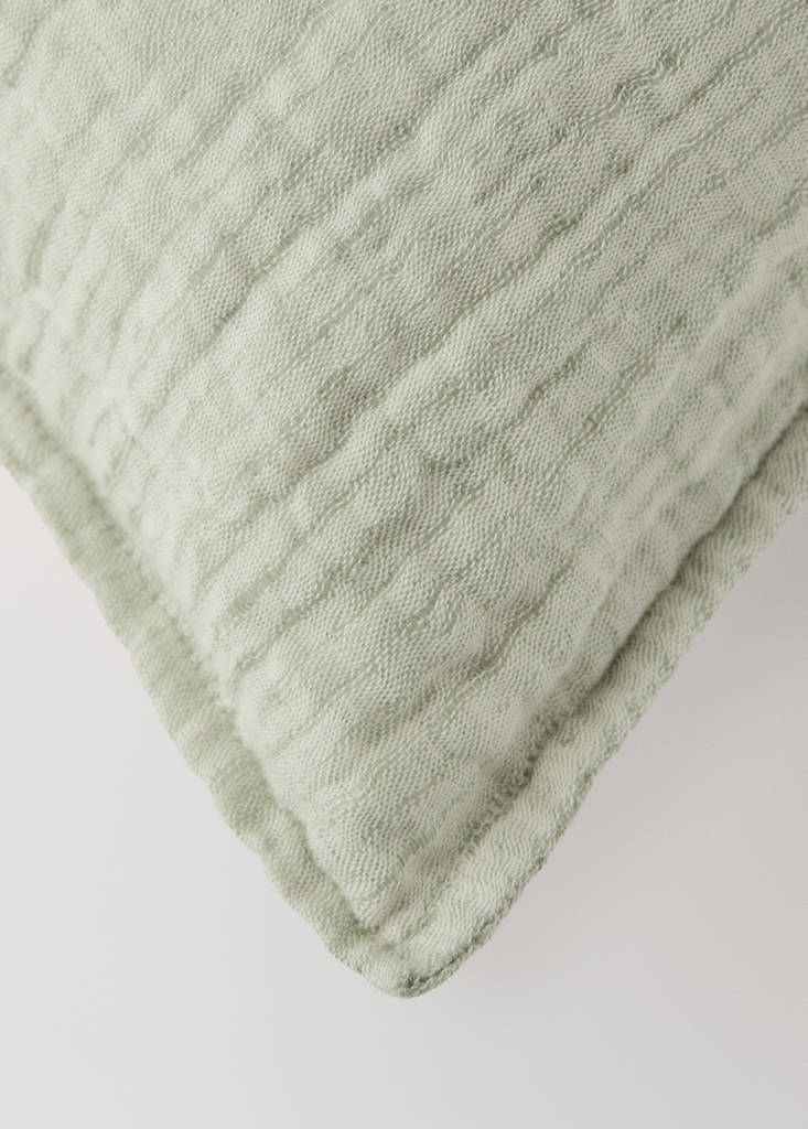 Linen cotton bed cushion cover with yarn-dyed threads 50x50 cm — Pastel Green