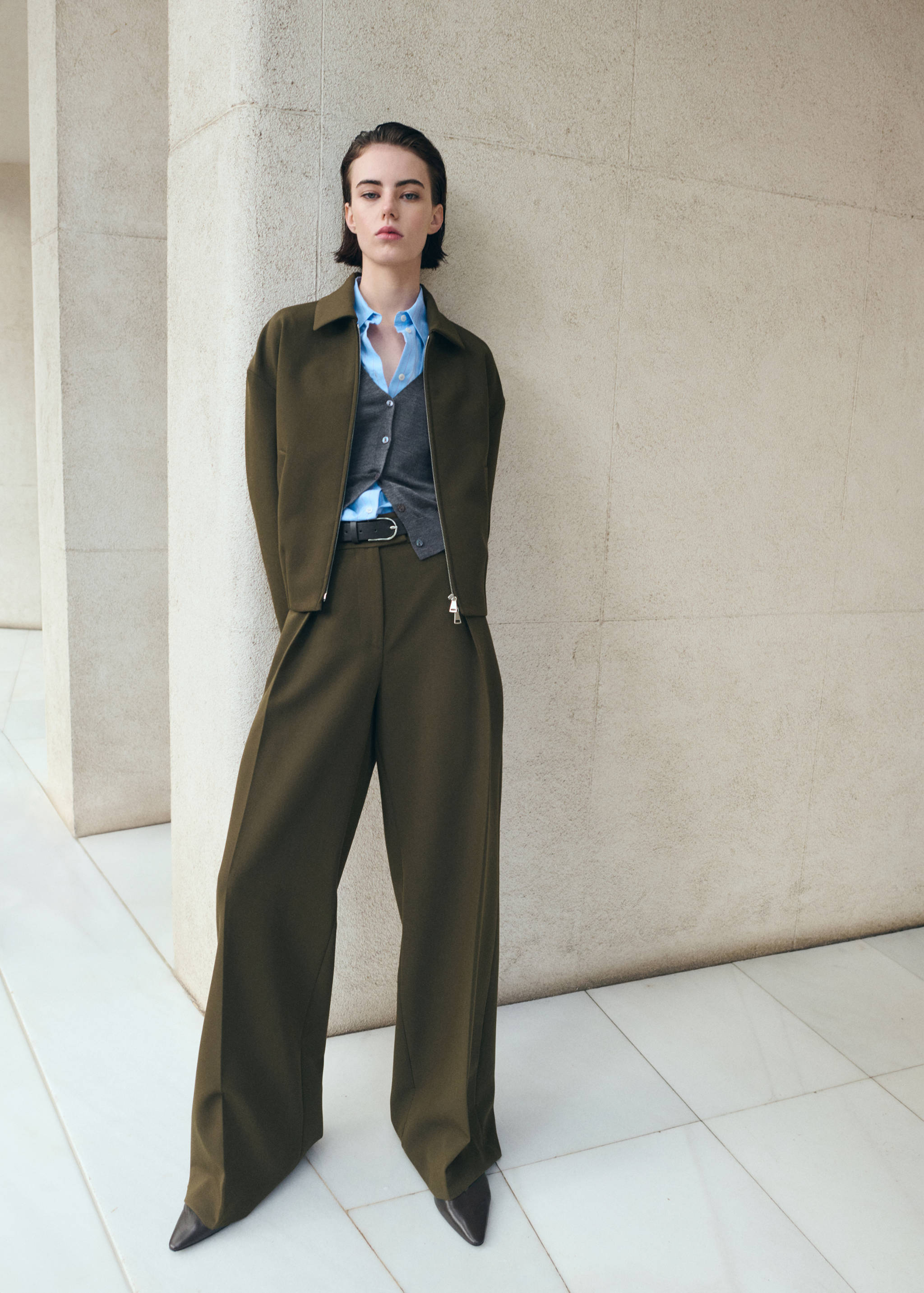 Straight-fit broek met ceintuur - Overzichtstekening