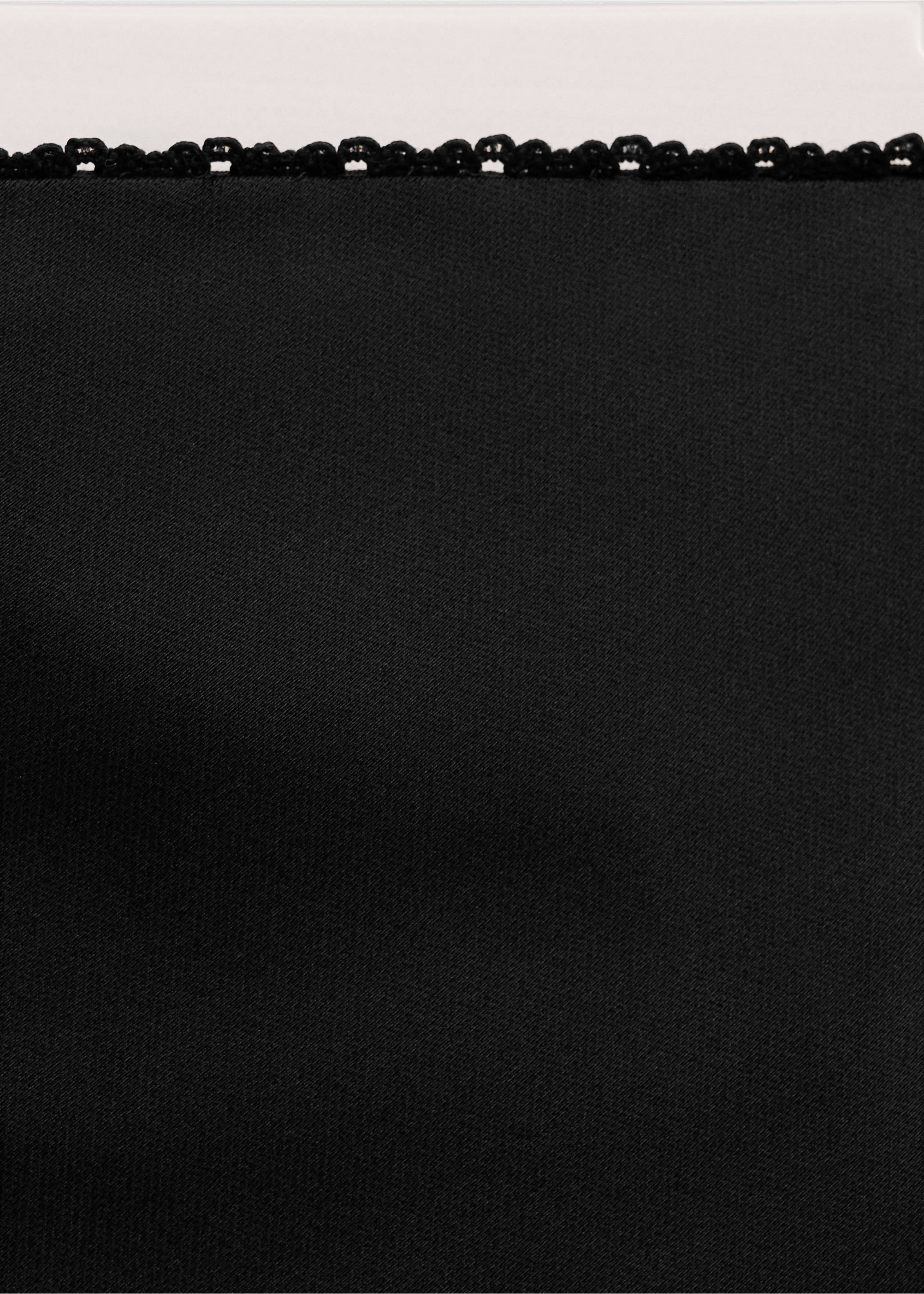 Falda corta asimétrica satinada encaje - Detalle del artículo 8, Negro. Ref: 27063341-00.