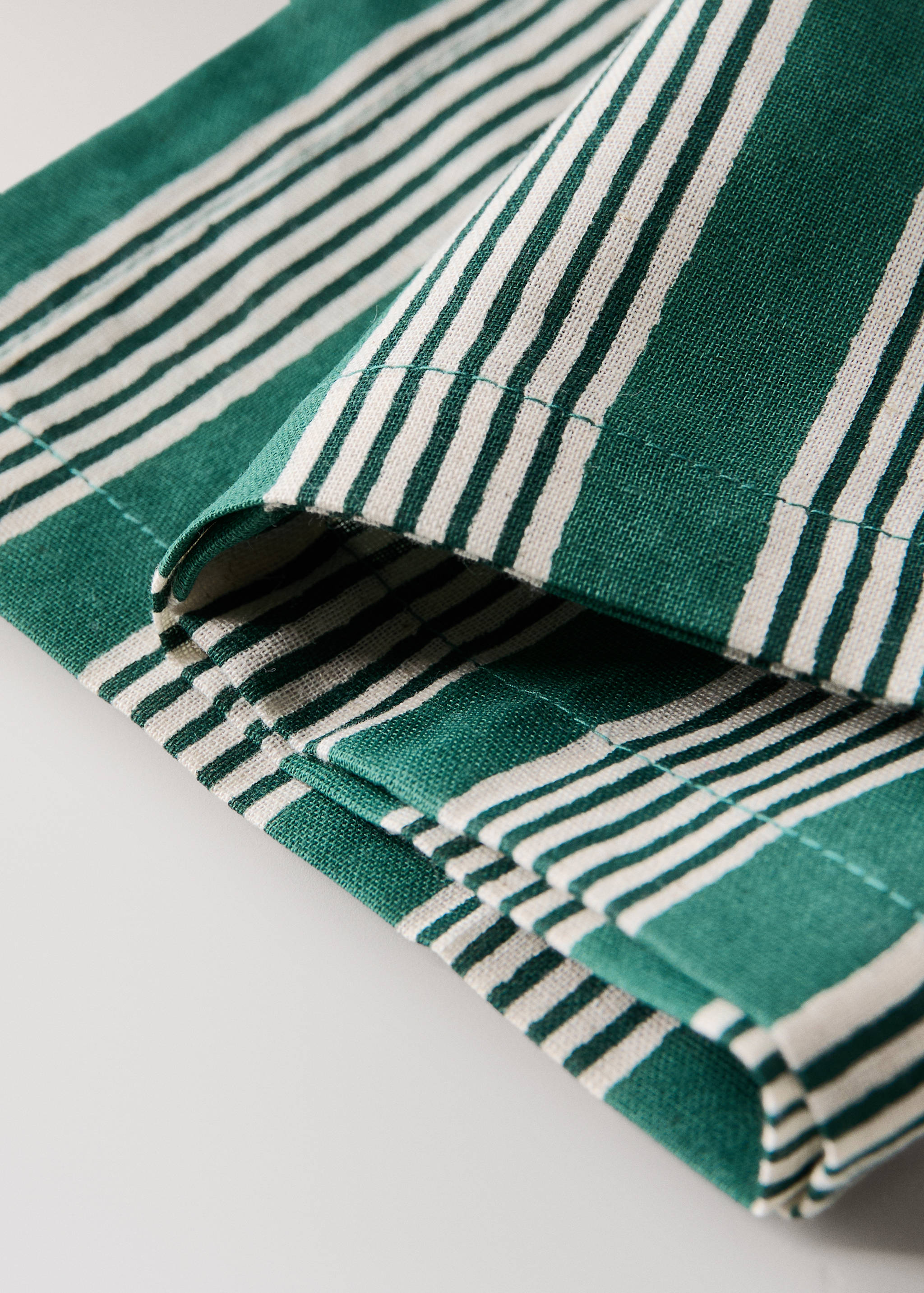 Striped floral cotton-linen napkins - Details of the article 3