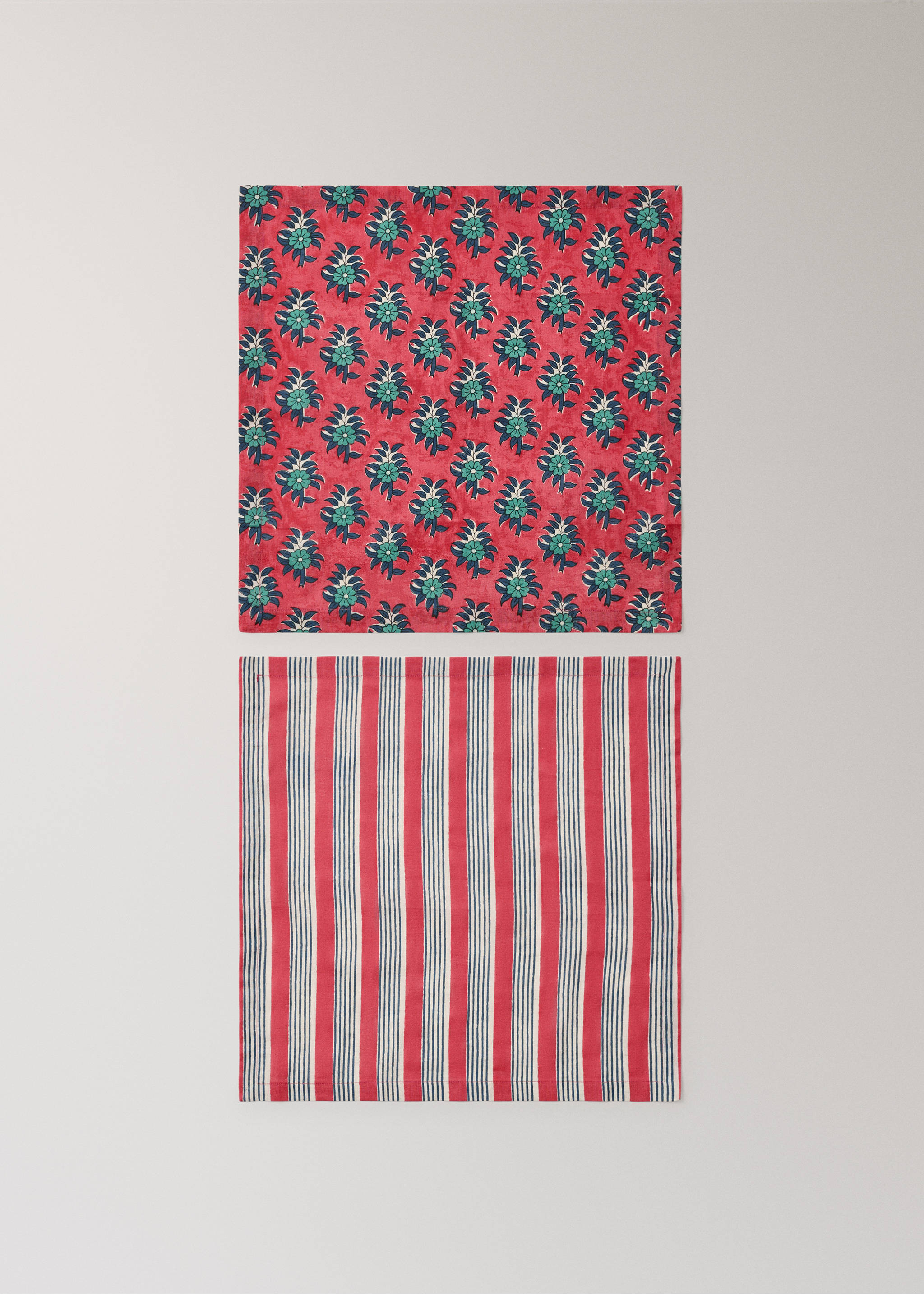 Striped floral cotton-linen napkins - Article without model, Red. Ref: 27063344-00.