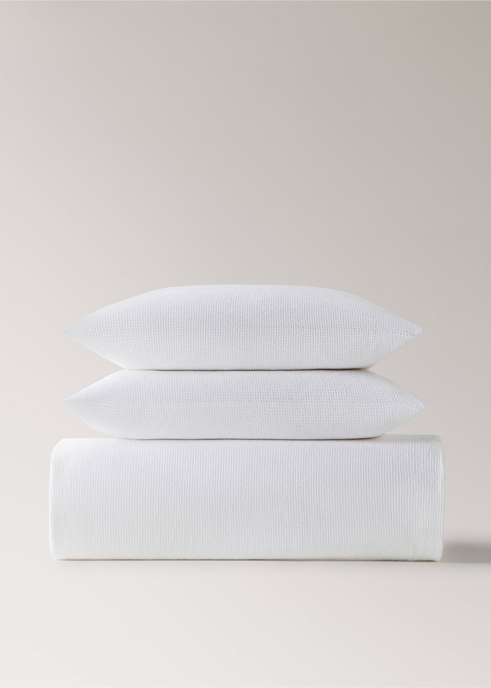 Cotton garment-dyed mini-waffle duvet cover for 150/160 cm bed - Article without model, Off White. Ref: 27063719-00.