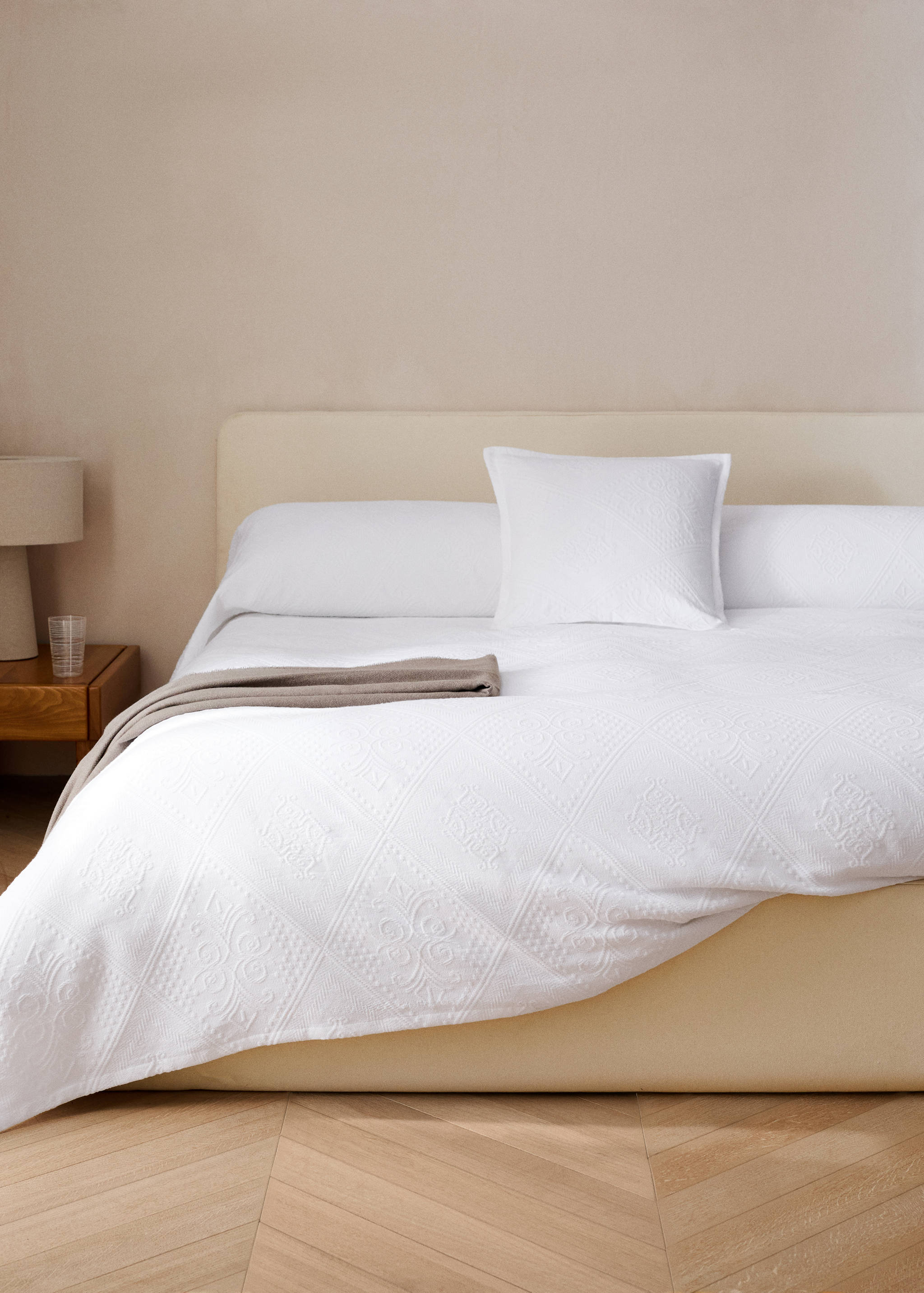 Pre-shrunk jacquard bedspread 300 g for 90/105 cm bed - General plane