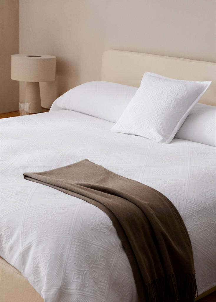 Vorgewaschene Jacquard-Tagesdecke, 300 g, für Betten 90/105 cm — Weiß