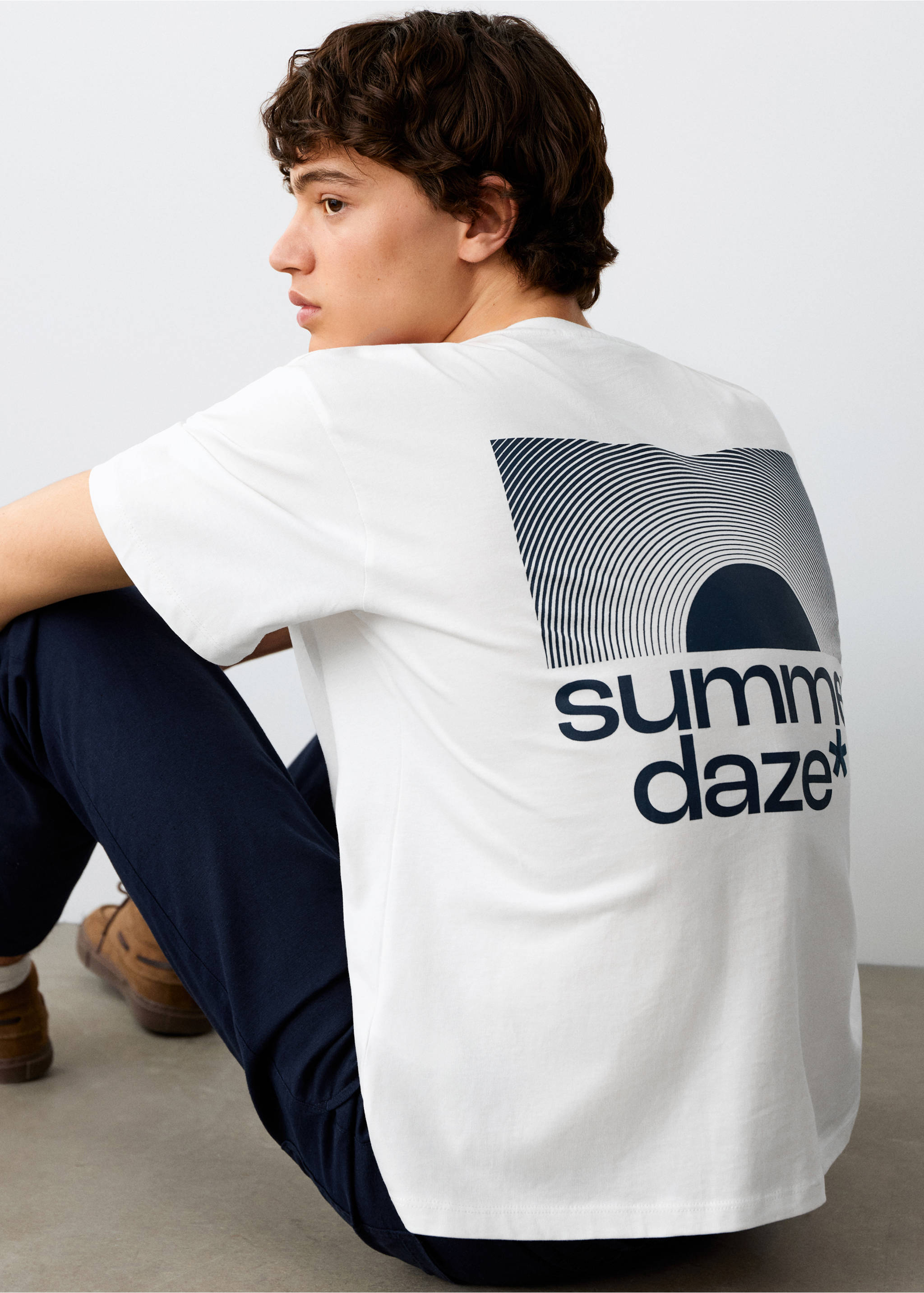 Bedrukt T-shirt met korte mouwen - Detail van het artikel 2, Gebroken wit. Ref: 27064050-00.