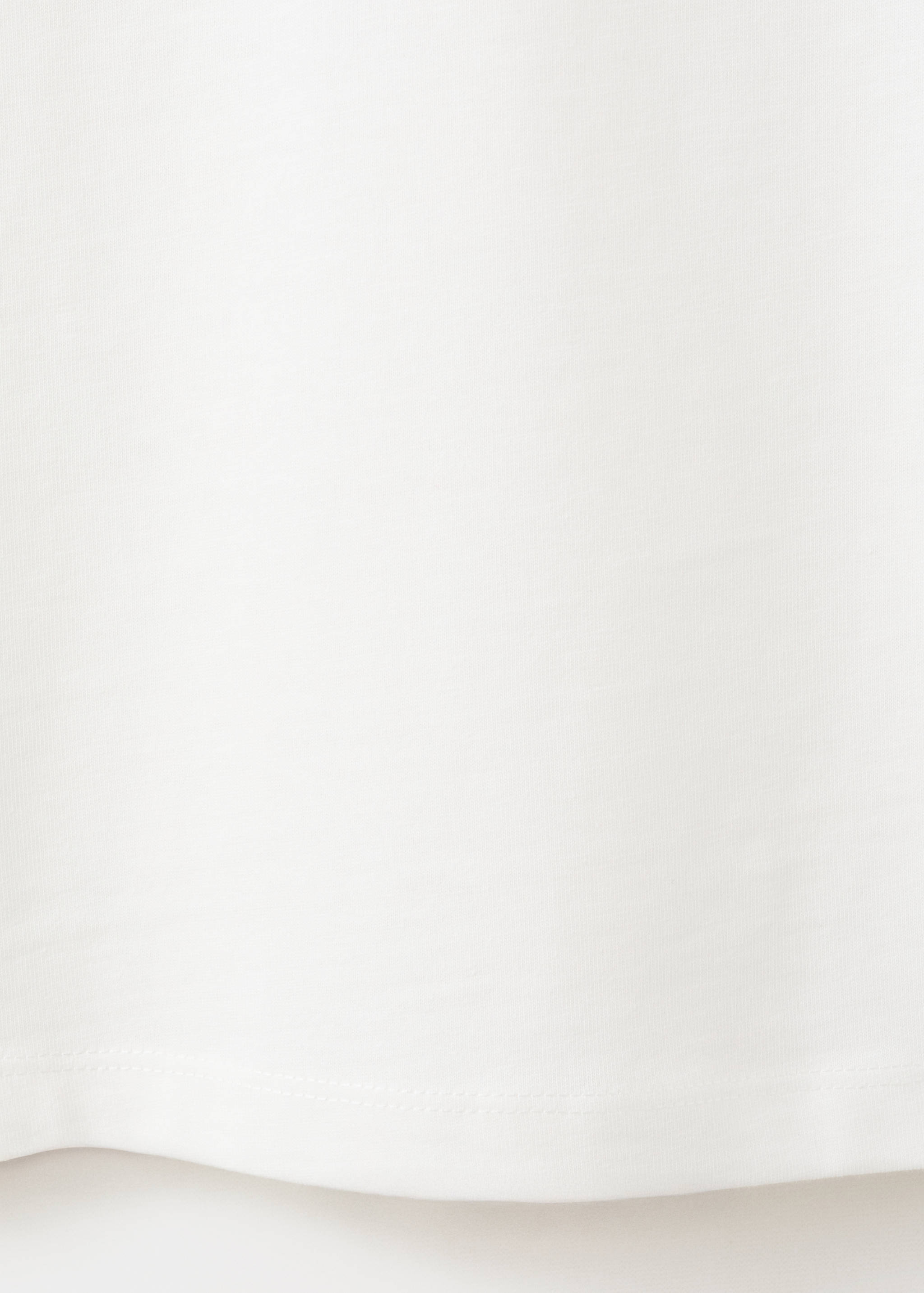 Повседневная хлопковая футболка - Деталь изделия 0