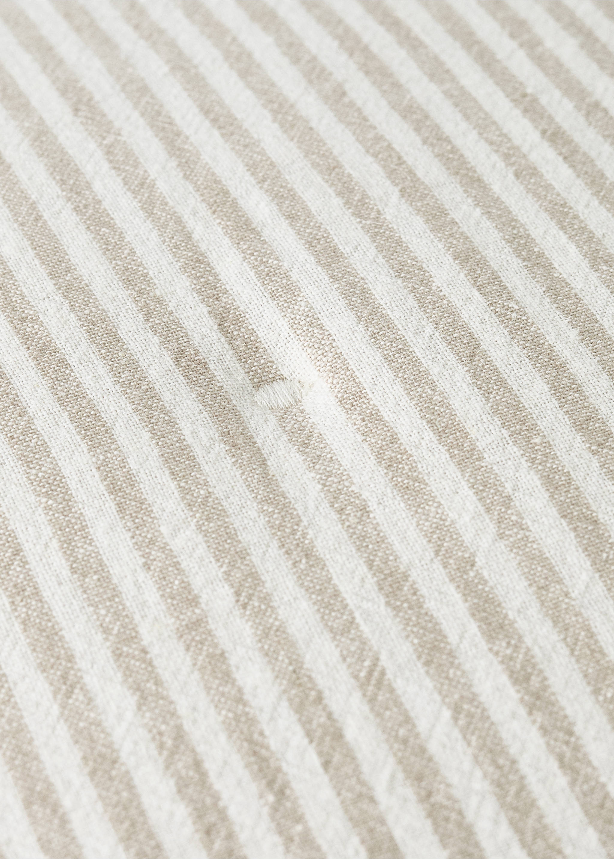 Housse de coussin enfant coton lin à rayures 40 x 40 cm - Détail de l'article 3, Sable. Ref: 27064055-00.