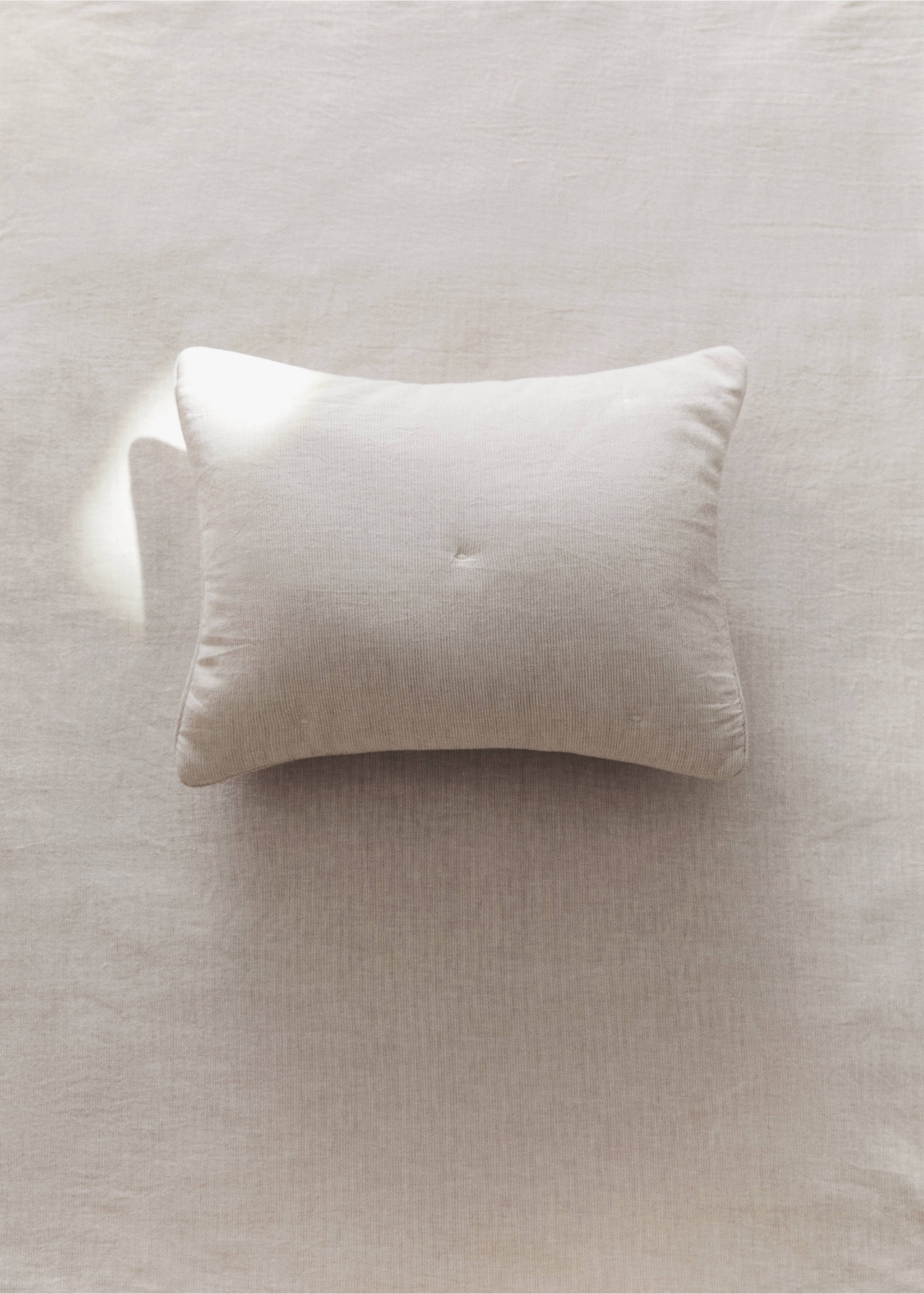 Striped cotton-linen children’s cushion cover 30 x 40 cm - General plane, Sand. Ref: 27064056-00.