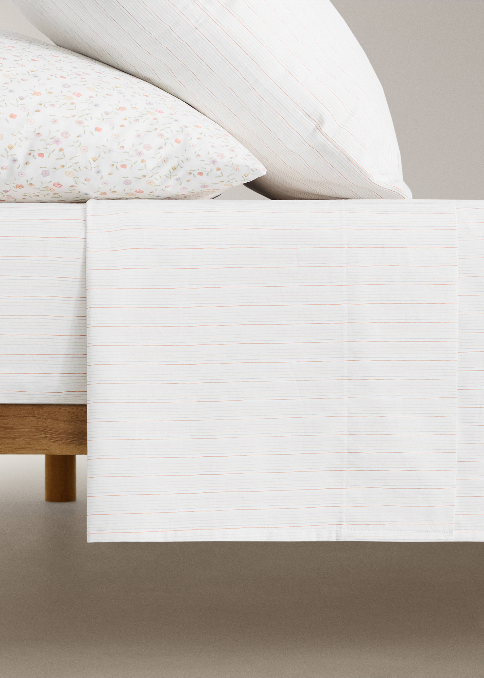 Percale cotton top sheet with fine stripes for a 90 cm bed - Article without model, Pink. Ref: 27064067-00.