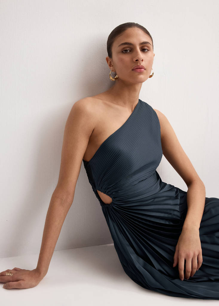 Pleated asymmetrical dress with opening — Blue