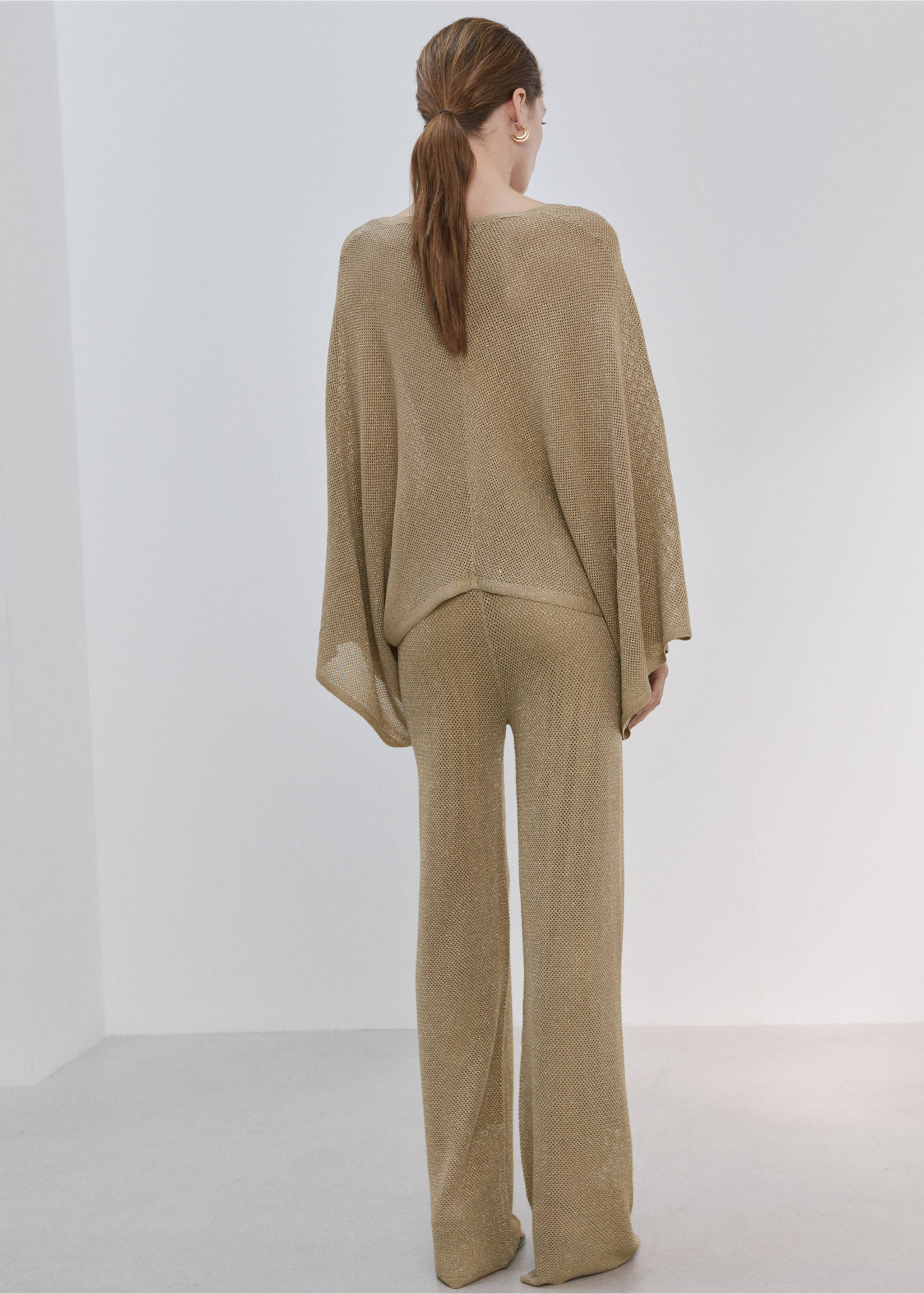 V-neck knit top - Reverse of the article, Gold. Ref: 27064074-00.