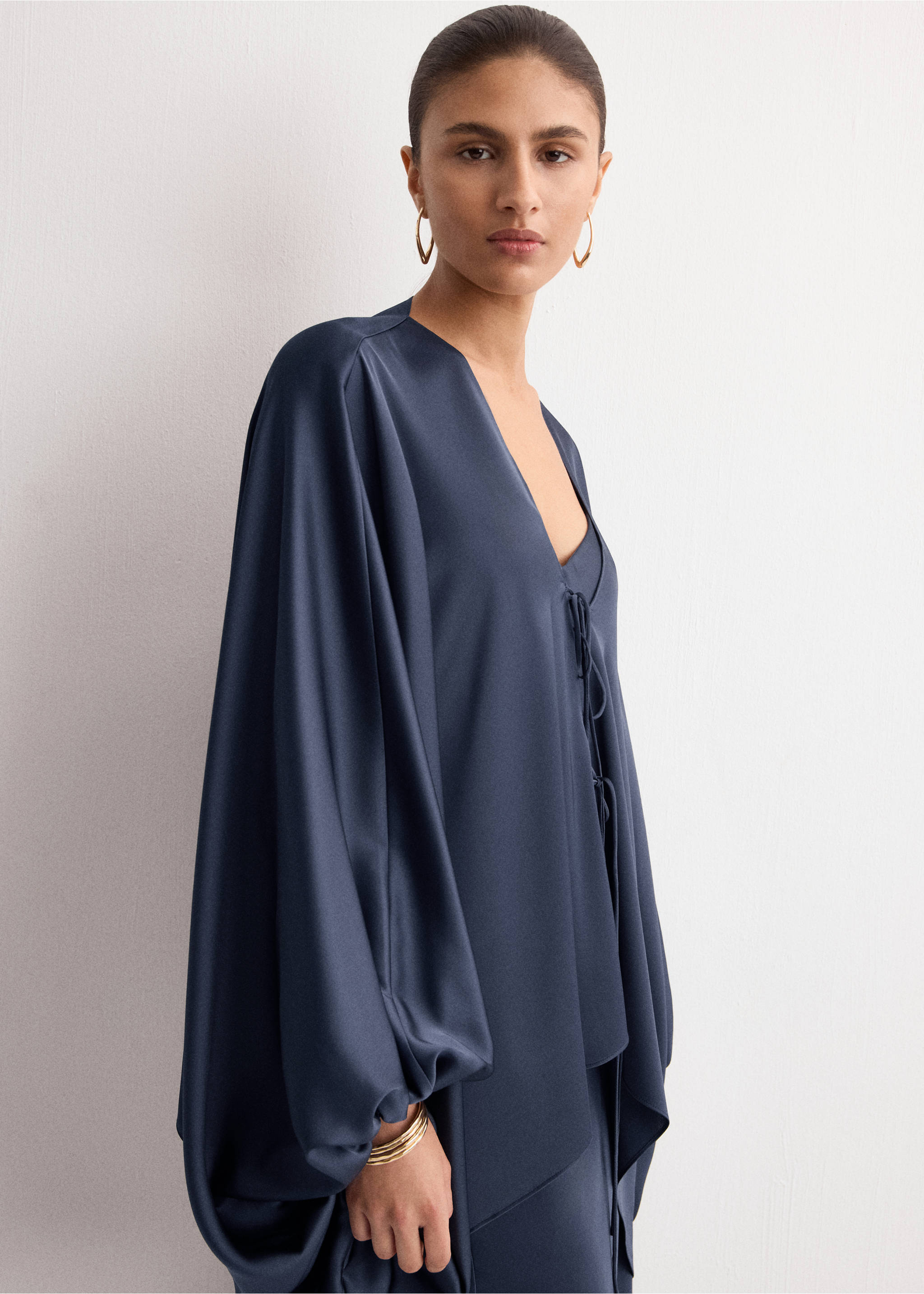 Puffed sleeves blouse - Medium plane, Night Blue. Ref: 27064075-00.