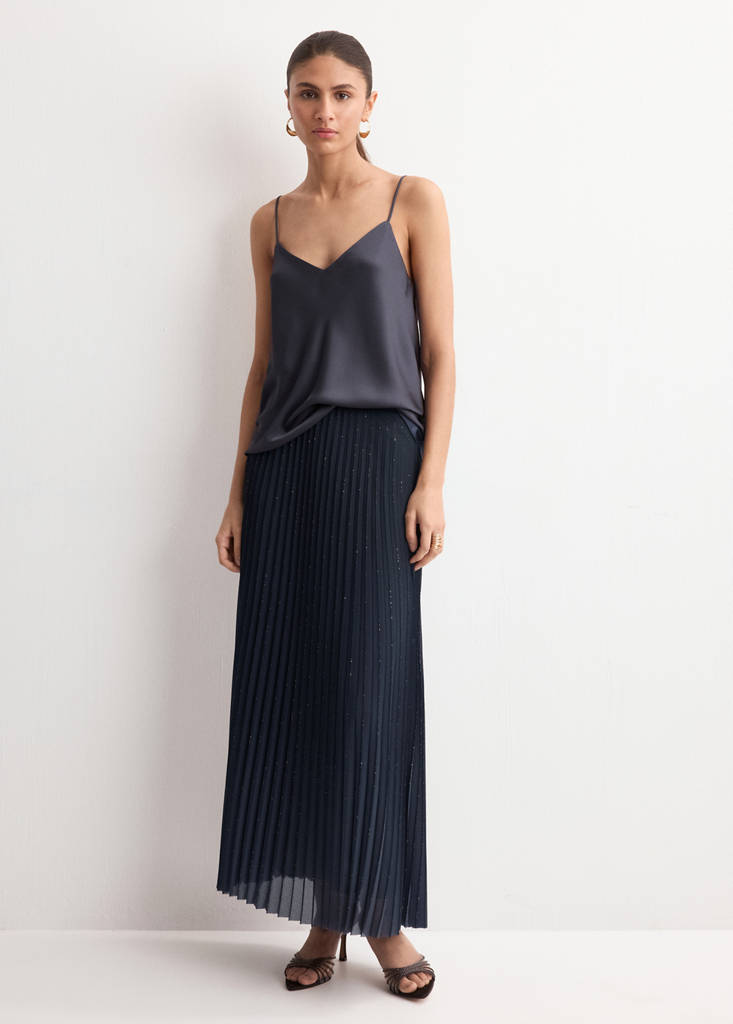 Shiny pleated skirt — Night Blue