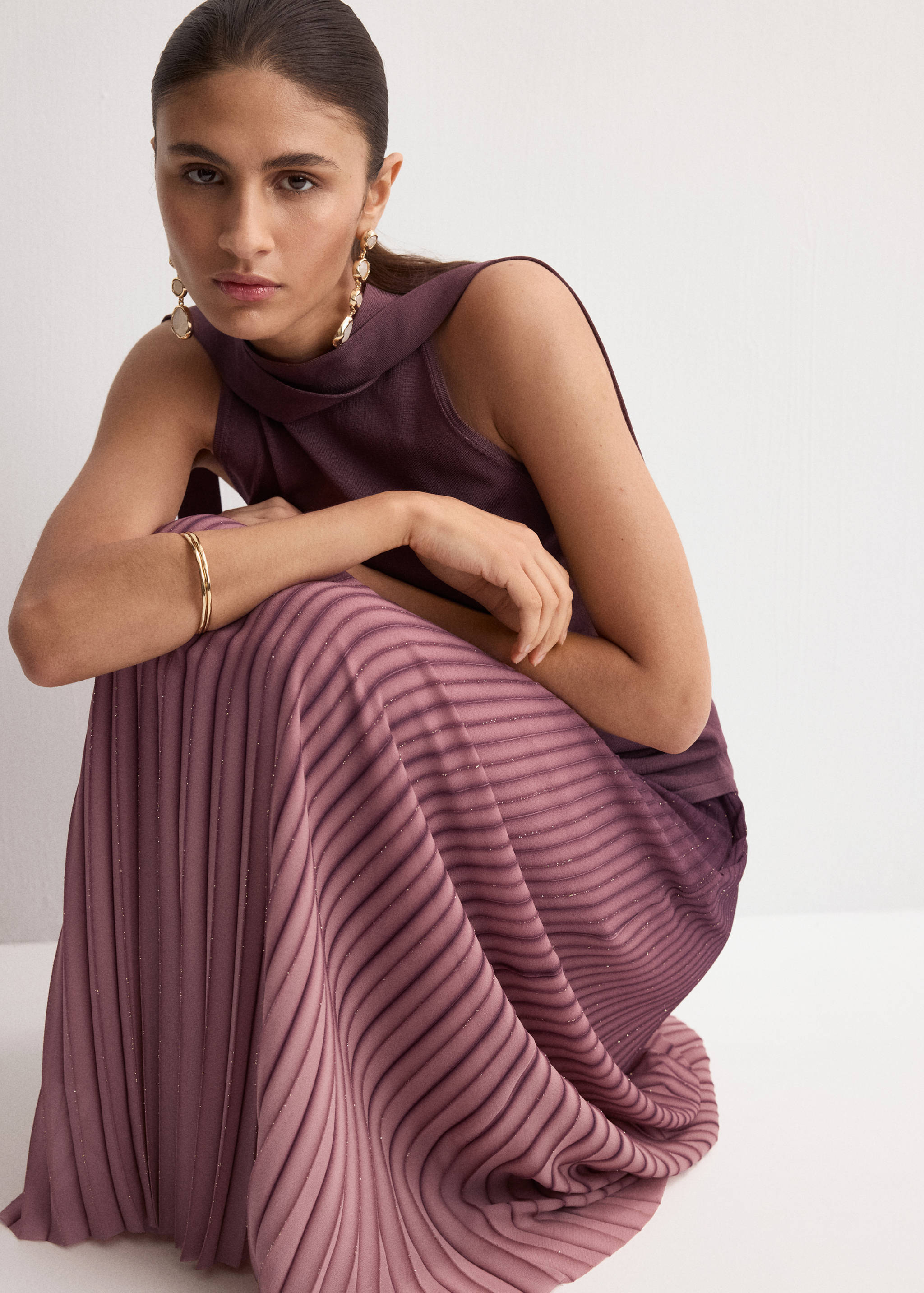 تنورة بطيات لامعة - تفاصيل المنتج 2