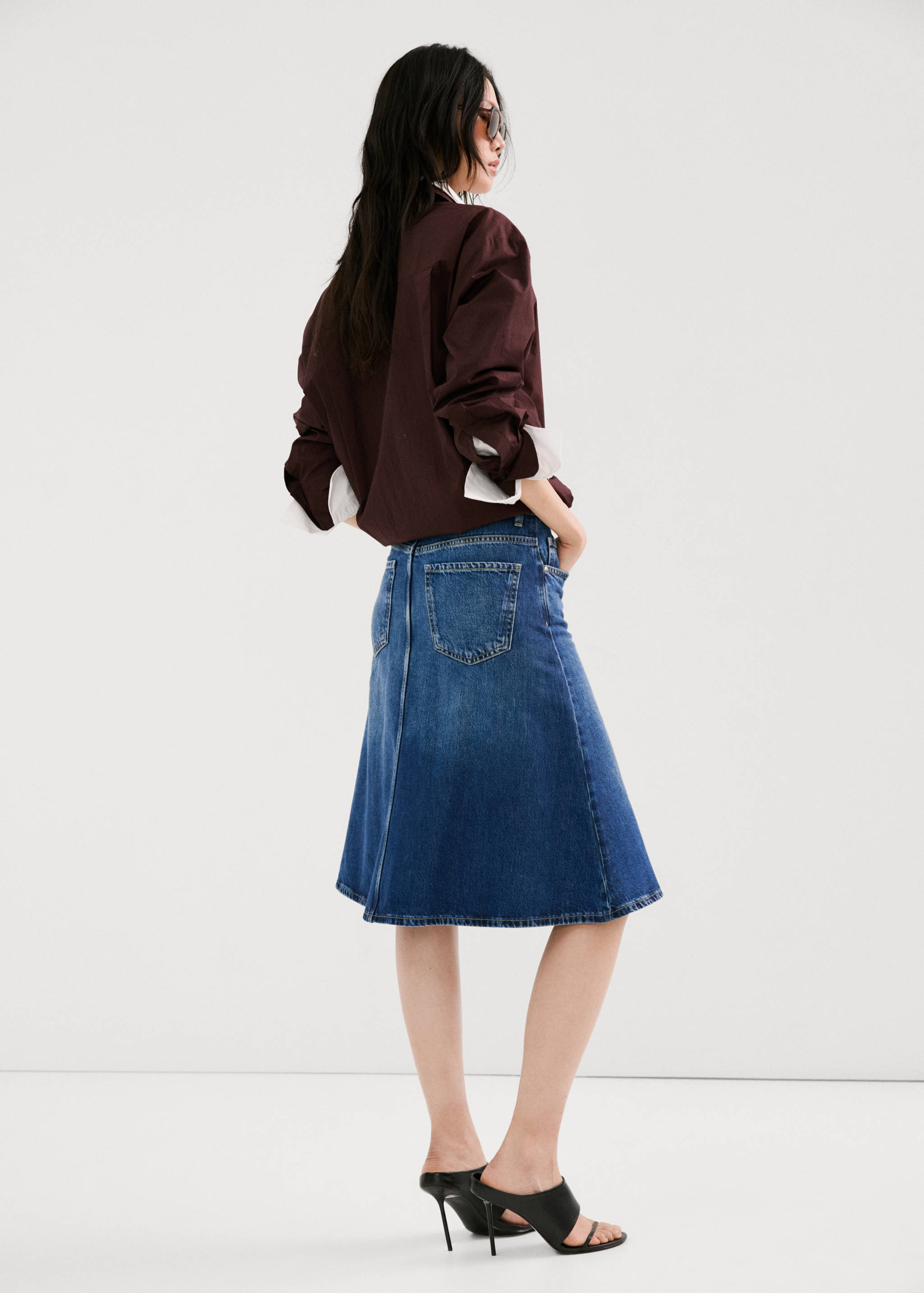 Midi denim skirt - Reverse of the article