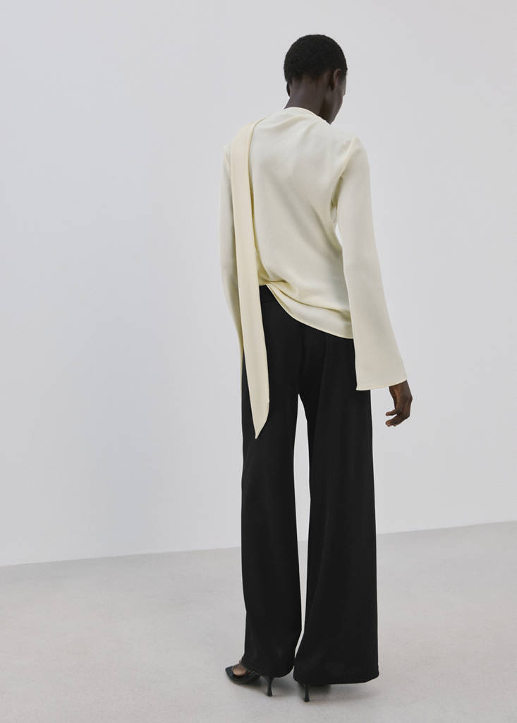 Straight-leg trousers with side stripe — Black