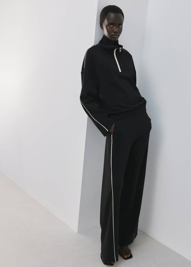 Straight-leg trousers with side stripe — Black