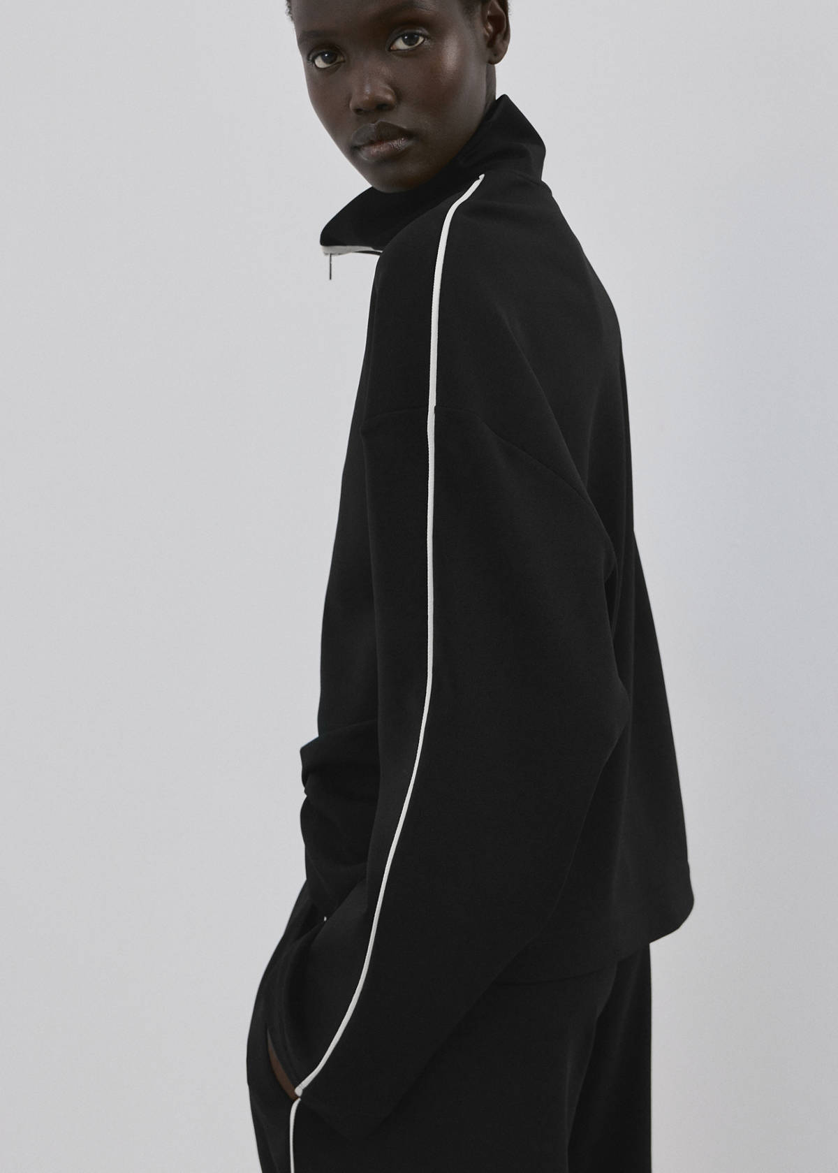 Straight-leg trousers with side stripe — Black