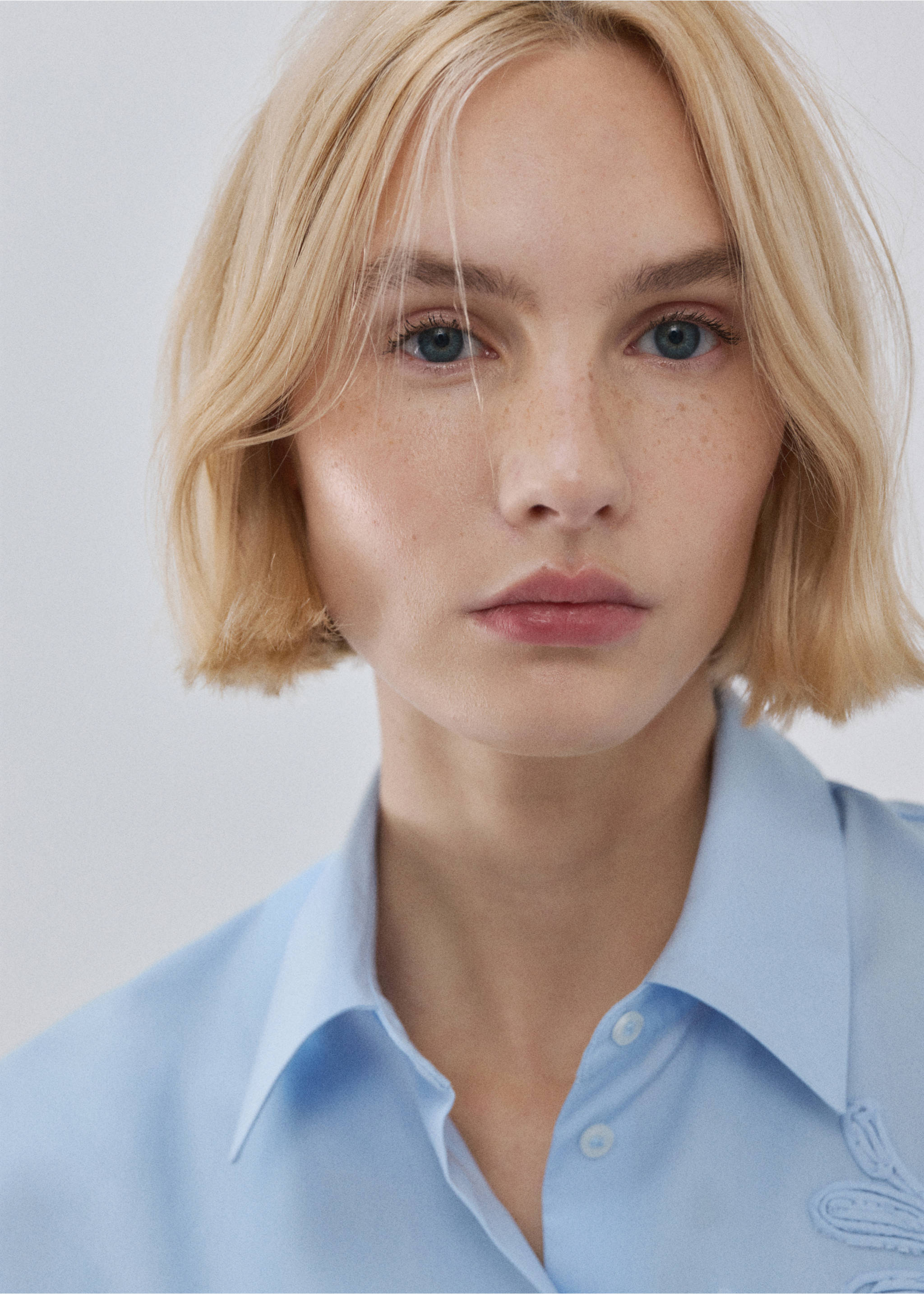 花朵刺绣衬衫 - null, 天蓝. Ref: 27064080-00.