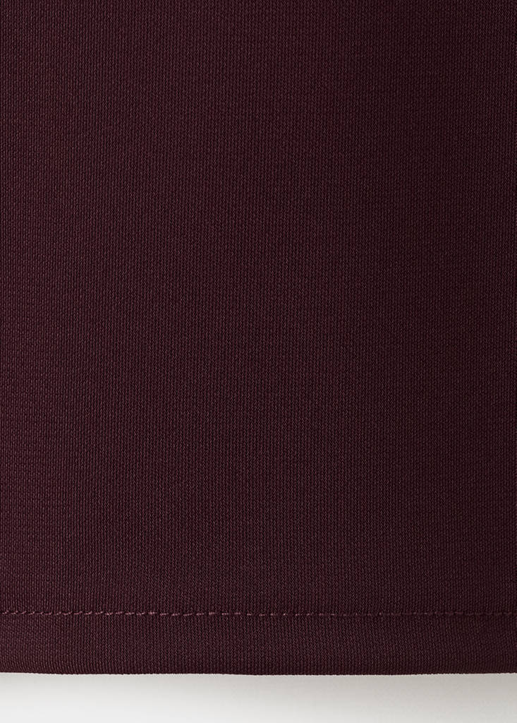 Fine knit mock neck top — Wine
