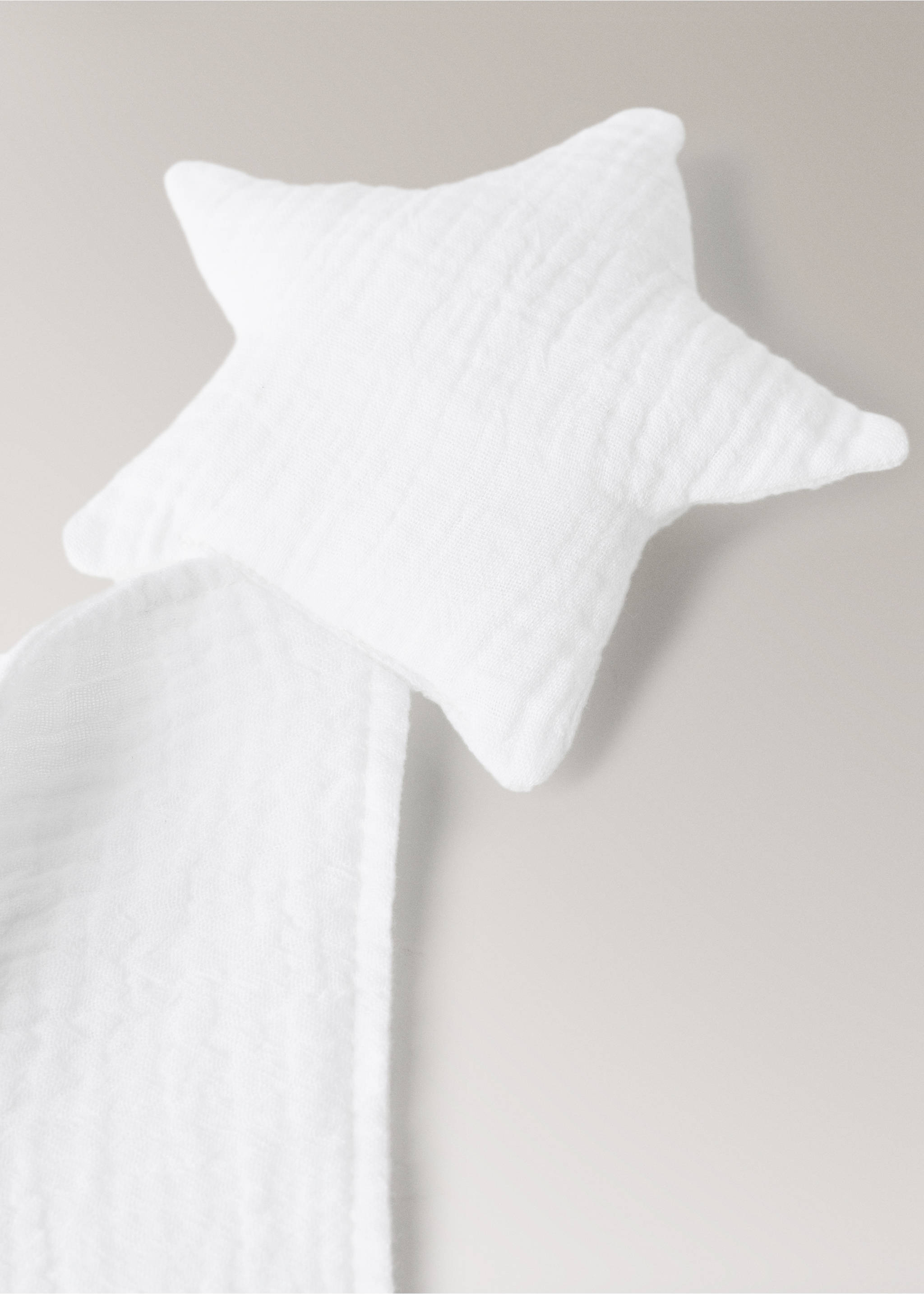 Baby comforter with star design - Details of the article 1, White. Ref: 27064086-00.