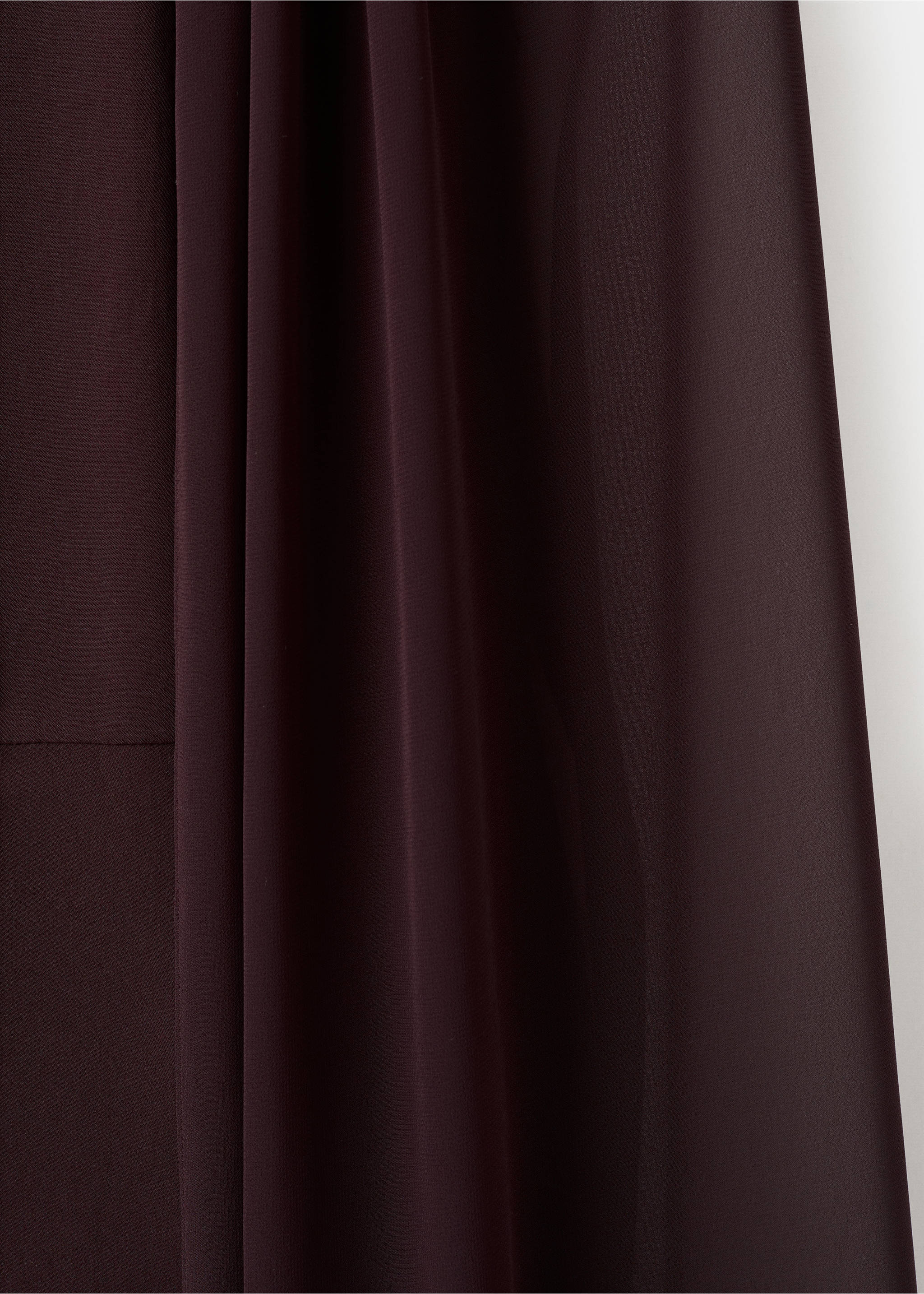 Mono manga larga aberturas - Detalle del artículo 8, Chocolate. Ref: 27064088-00.