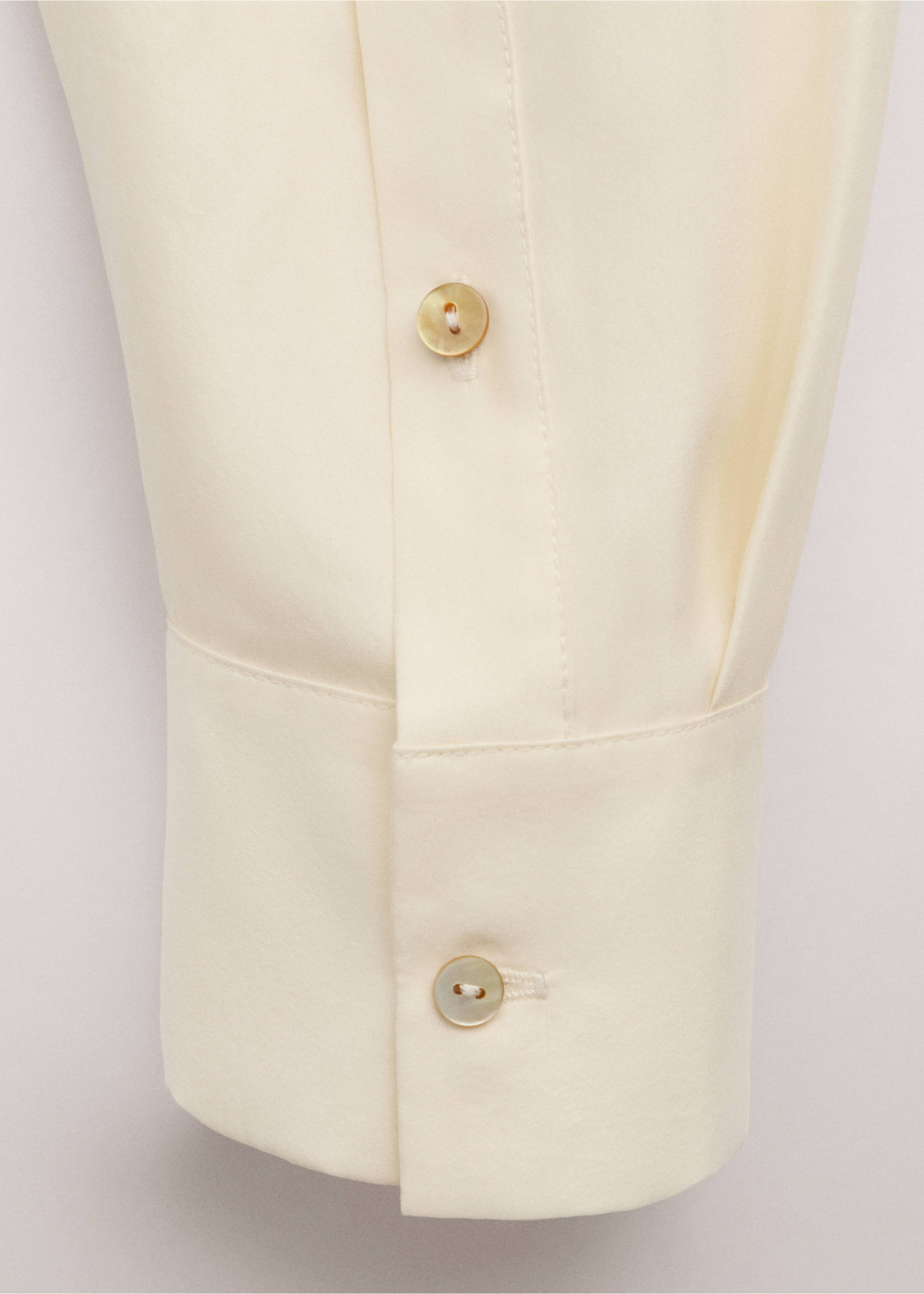 Риза от 100% коприна със скрити копчета - Данни за артикула 0, Пастелно жълто. Ref: 27064095-00.