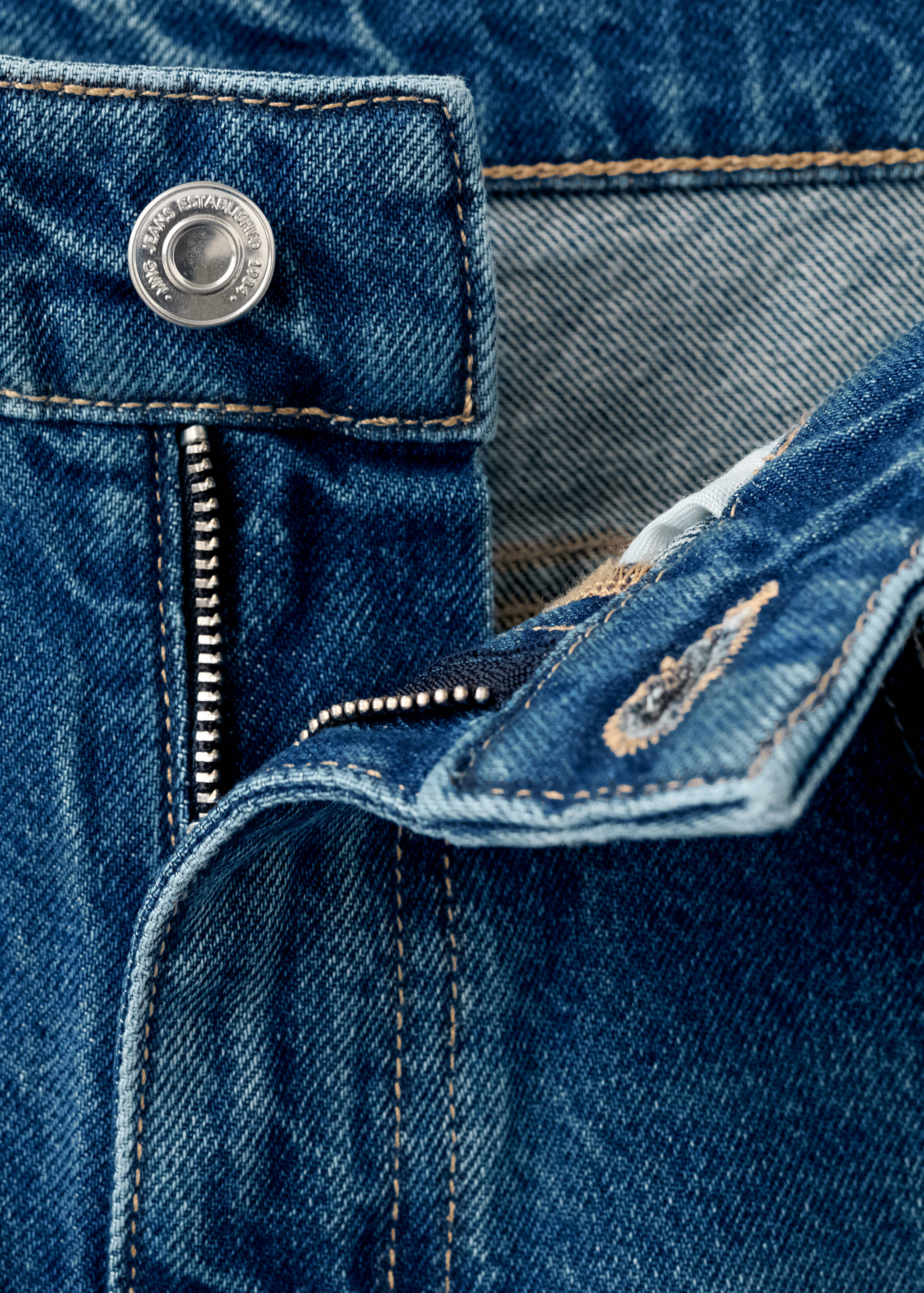 Mid-rise straight jeans - Details of the article 8