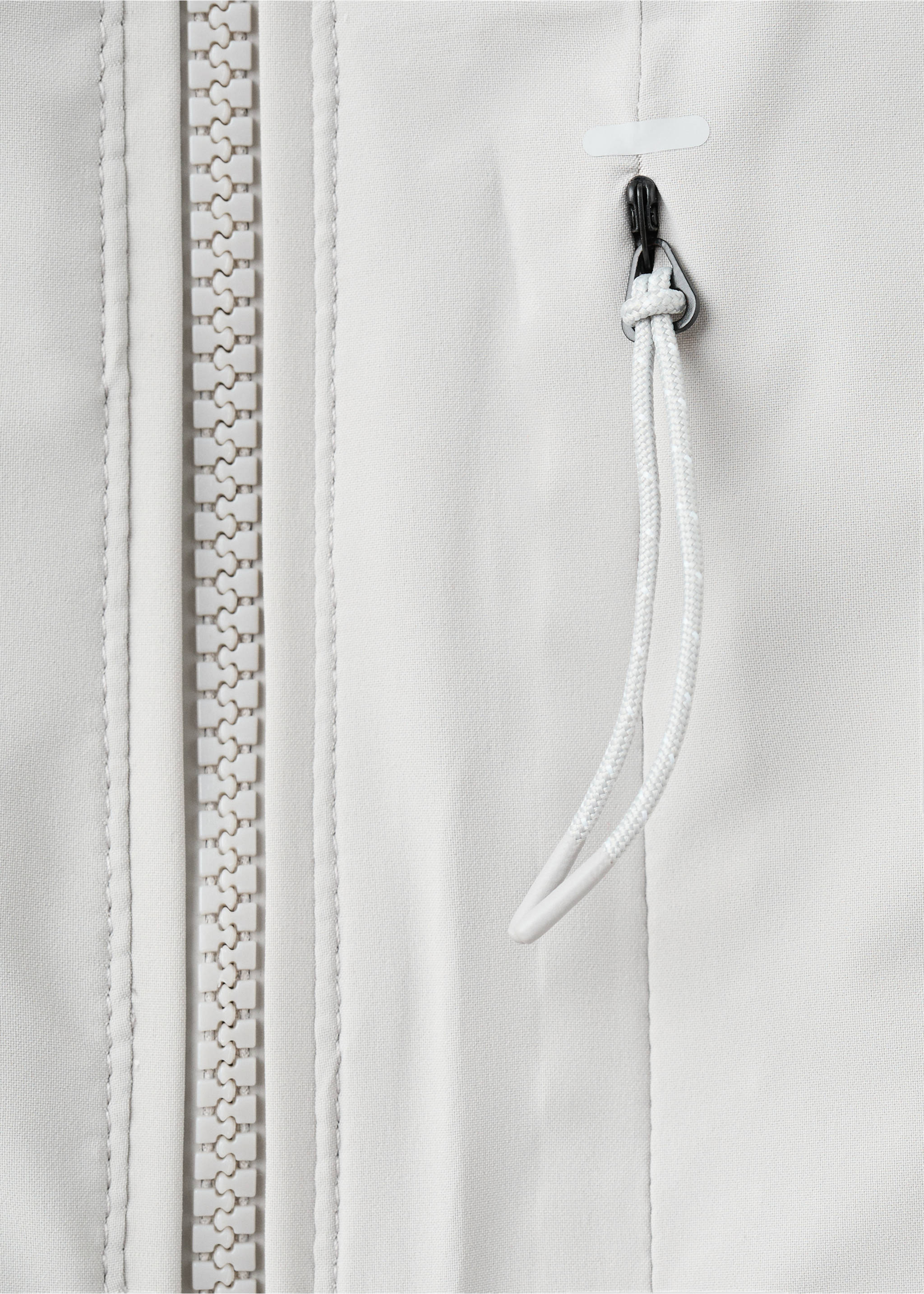 Chaleco packable water-repellent tecnología Thermore® - Detalle del artículo 8, Gris hielo. Ref: 27064406-00.