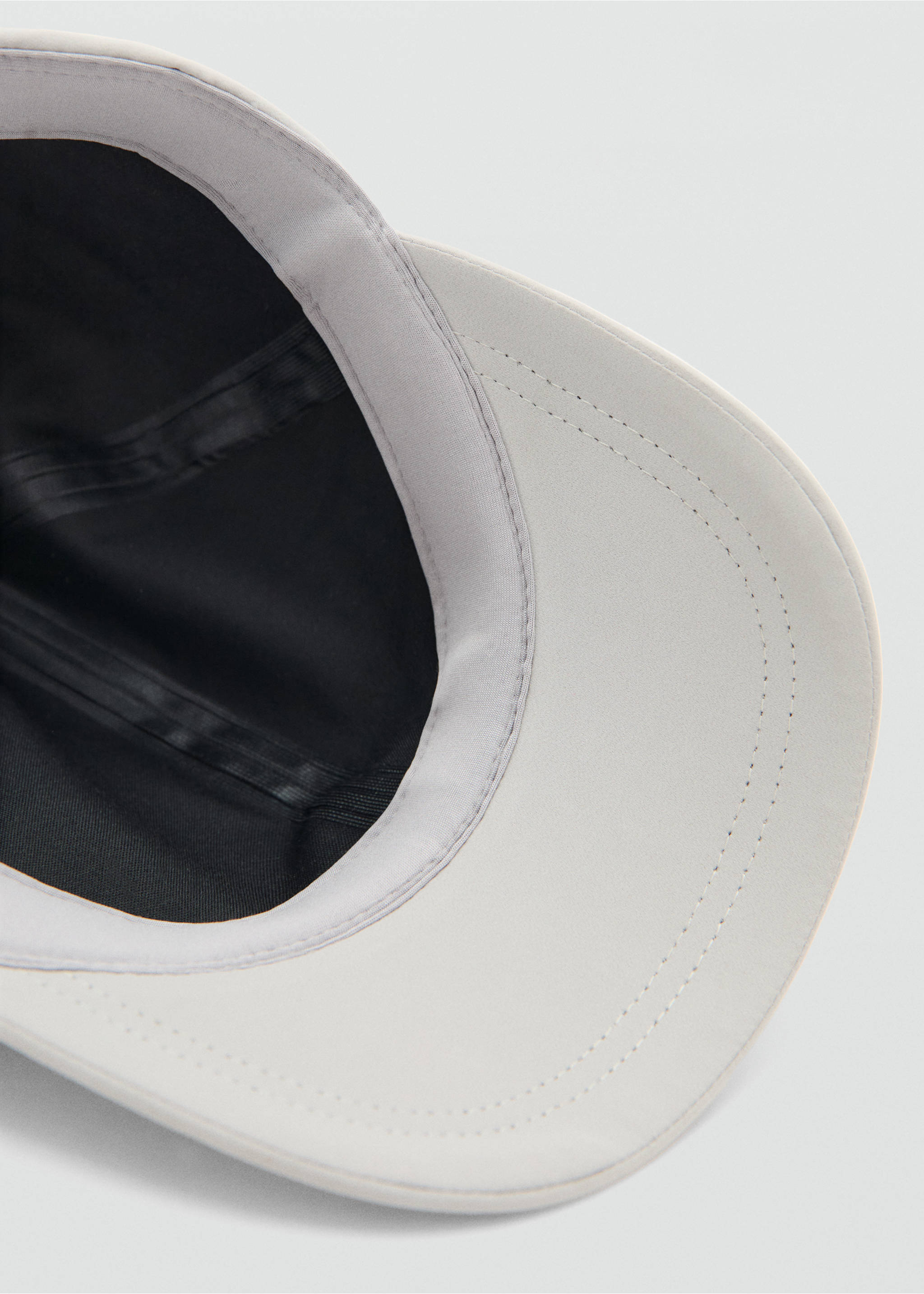 Gorra water-repellent tecnología Coolmax® - Detalle del artículo 2, Gris hielo. Ref: 27064411-00.