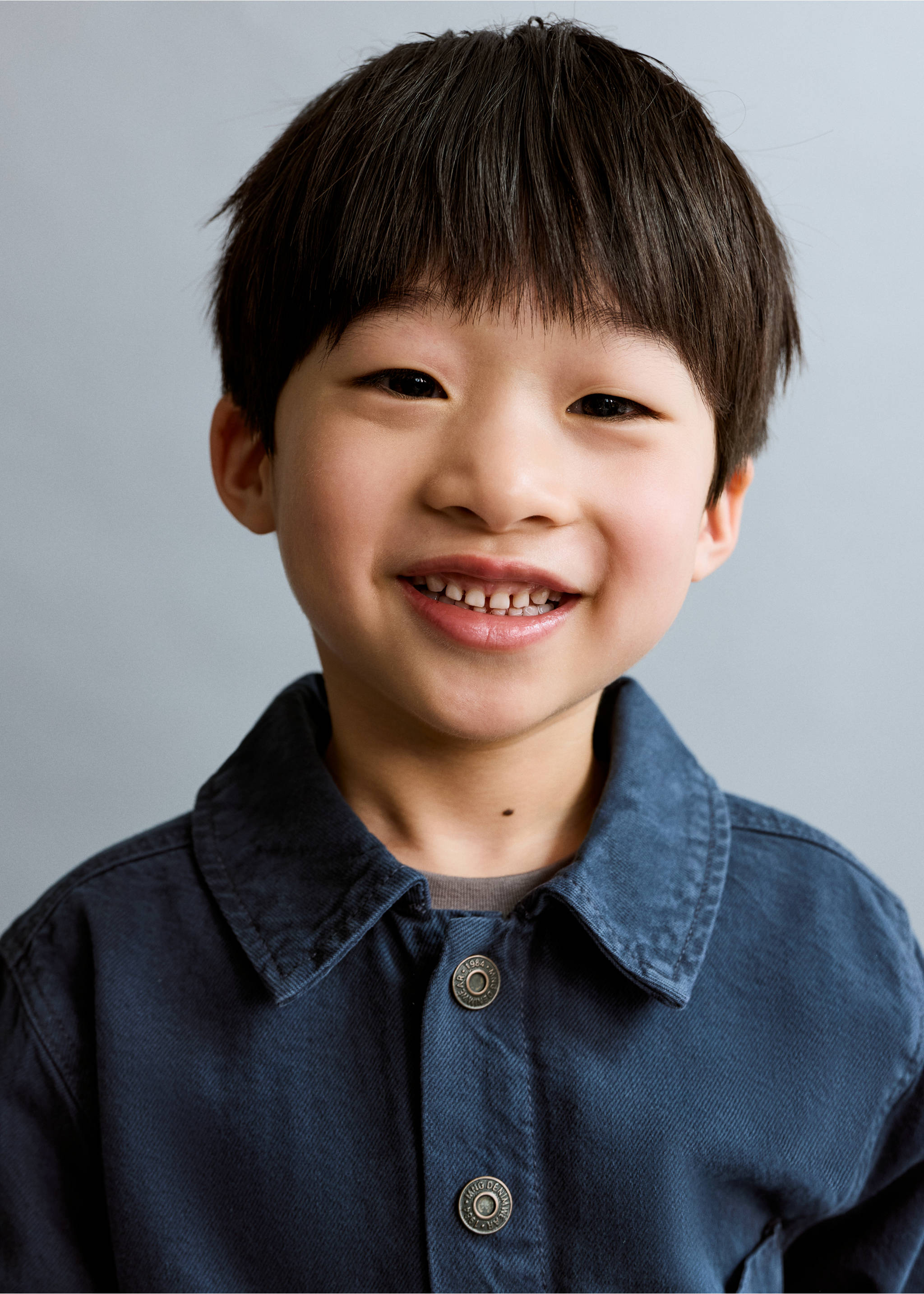 Cazadora vaquera bolsillos - Detalle del artículo 1, Azul marino. Ref: 27064419-00.