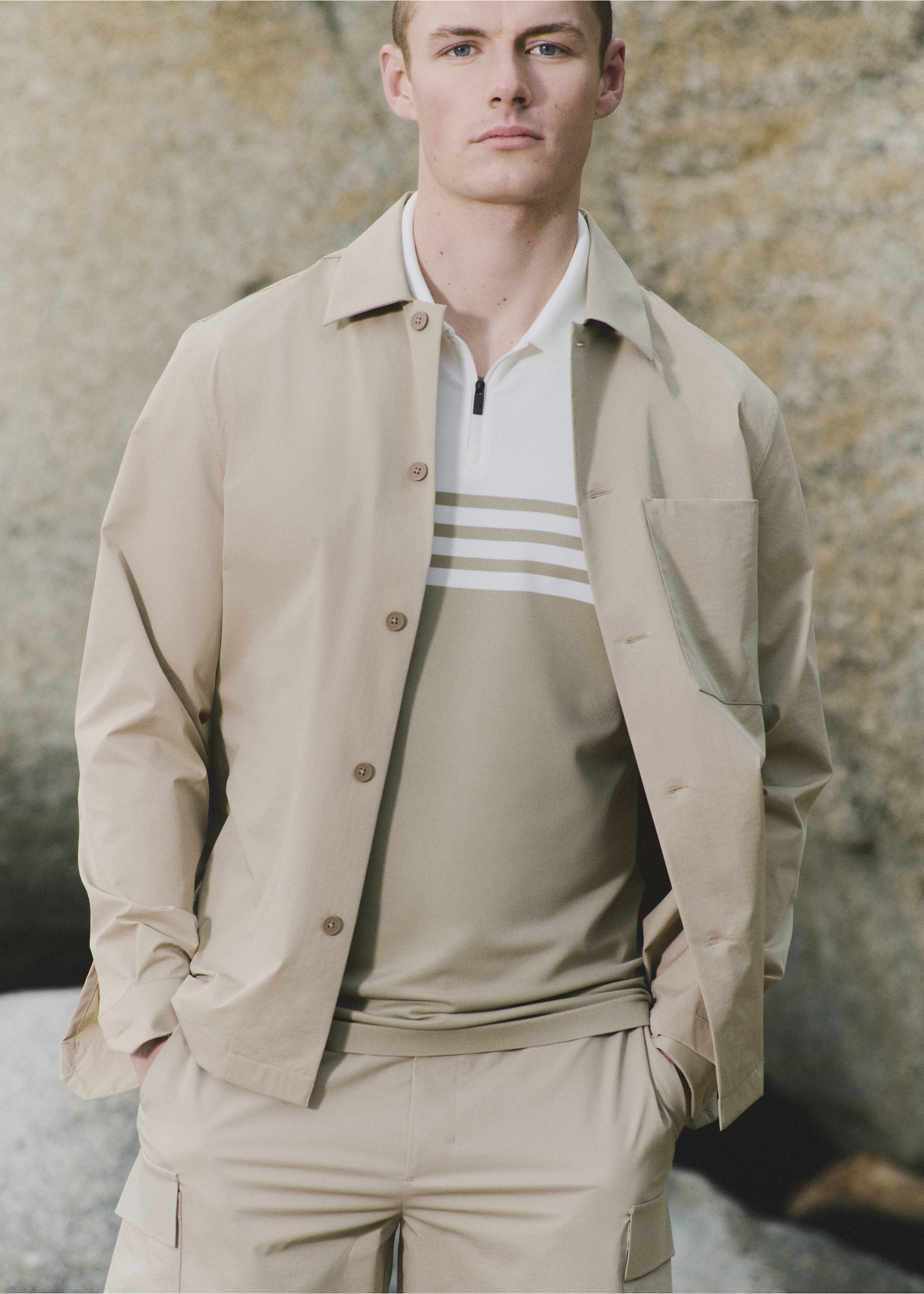 Bügelfreies Overshirt mit Tasche - Detail des Artikels 5, Beige. Ref: 27064422-00.