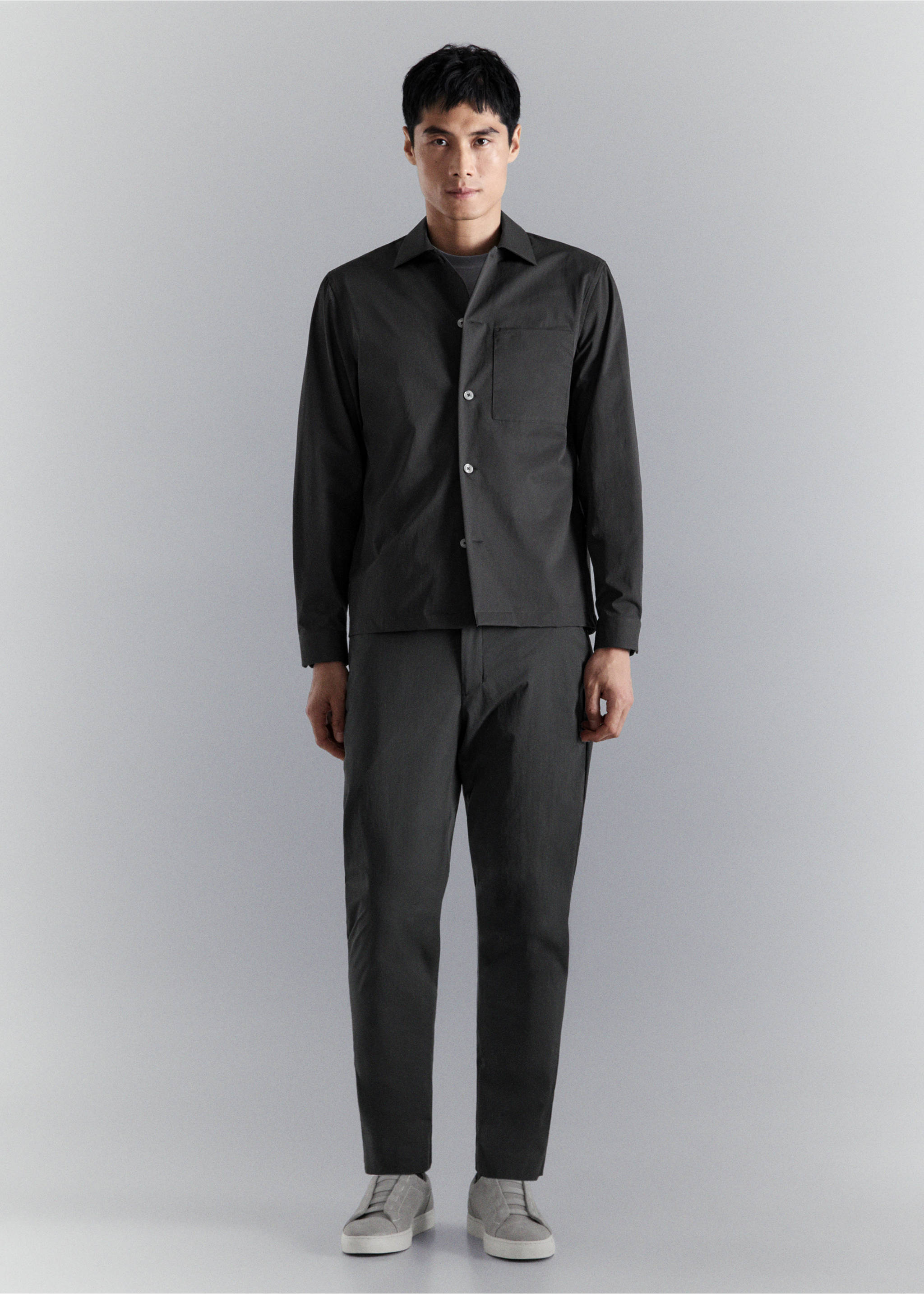 Overshirt non-iron cu buzunar - Plan general, Gri închis. Ref: 27064422-00.