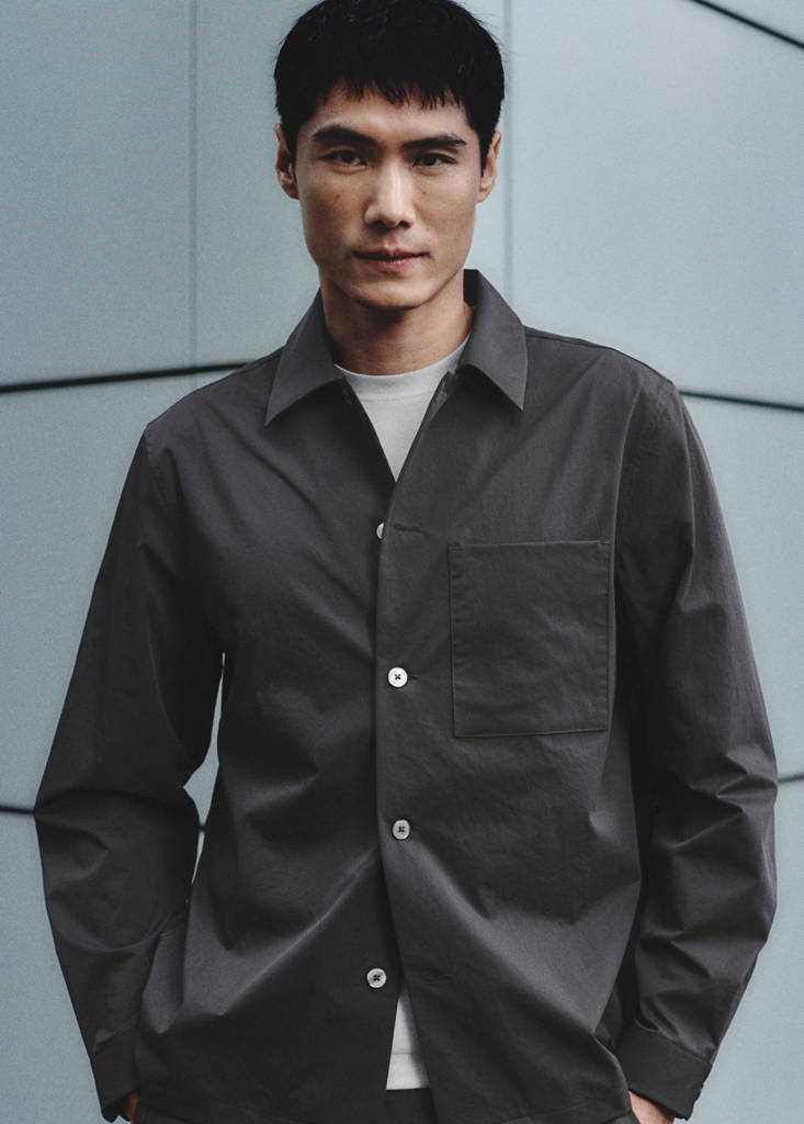 Non-iron overshirt pocket — Dark Heather Grey