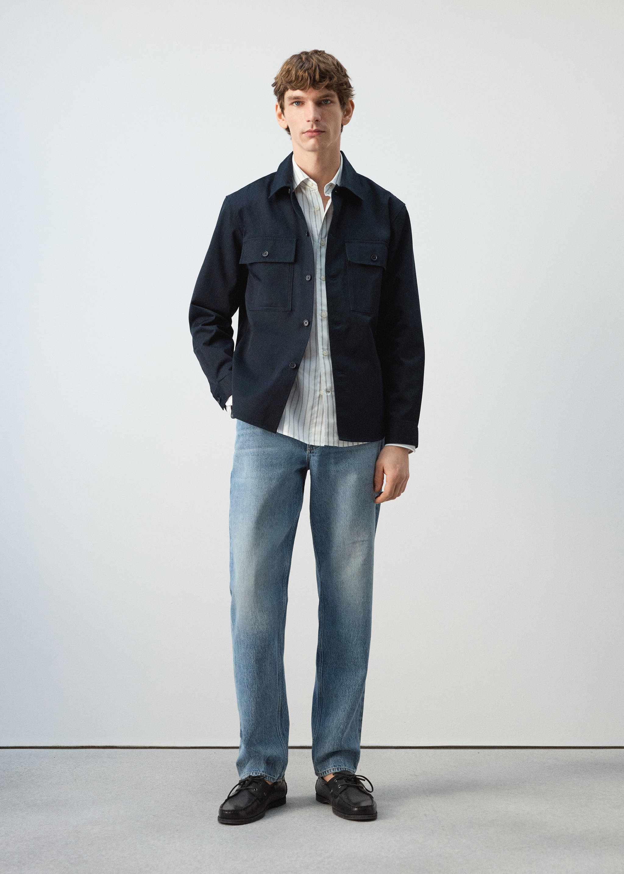 قميص كبير الحجم بجيوب 100٪ قطني - رؤية عامة