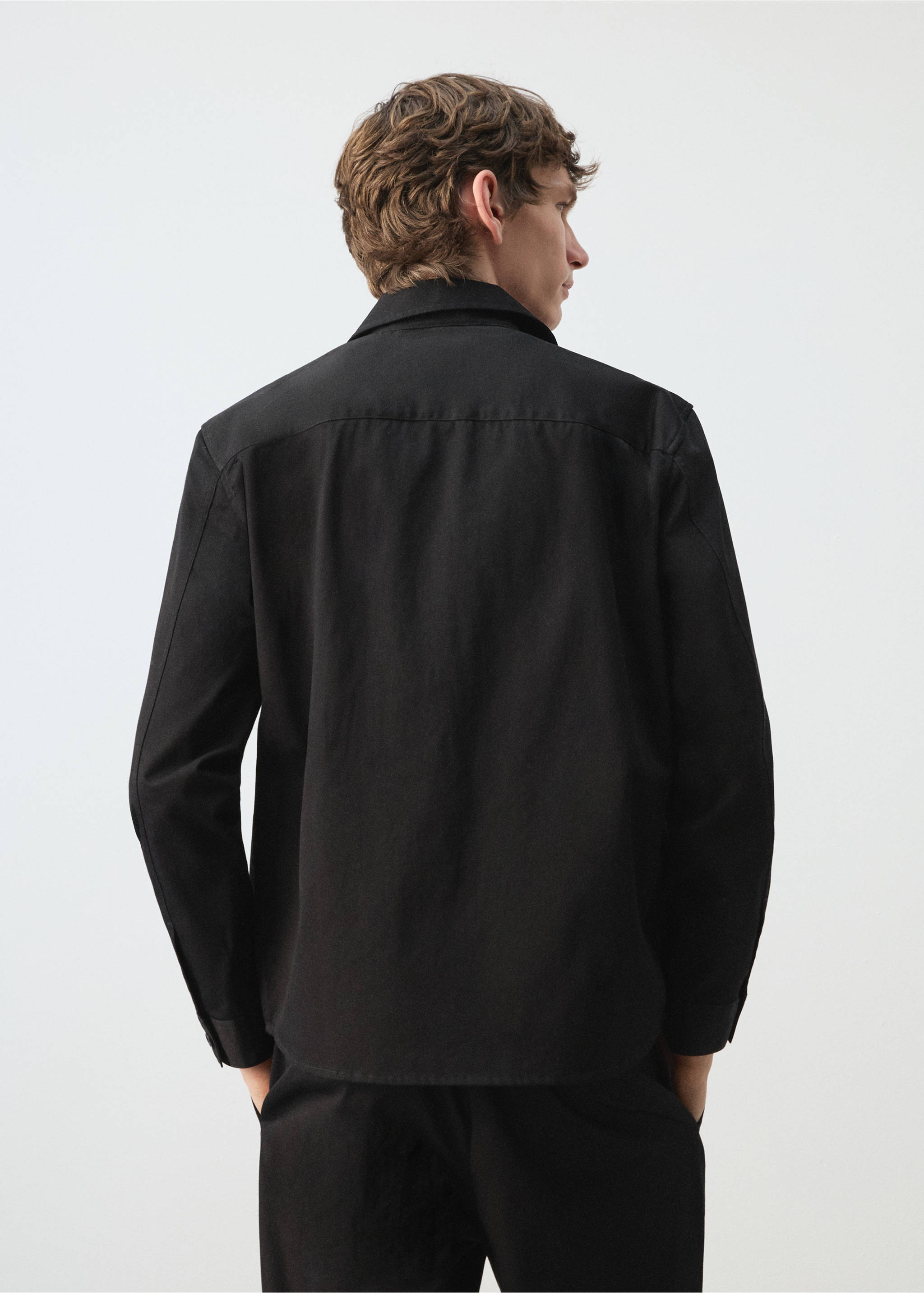 Верхняя рубашка 100% хлопок с карманами - Обратная сторона изделия, Черный. Ref: 27064423-00.