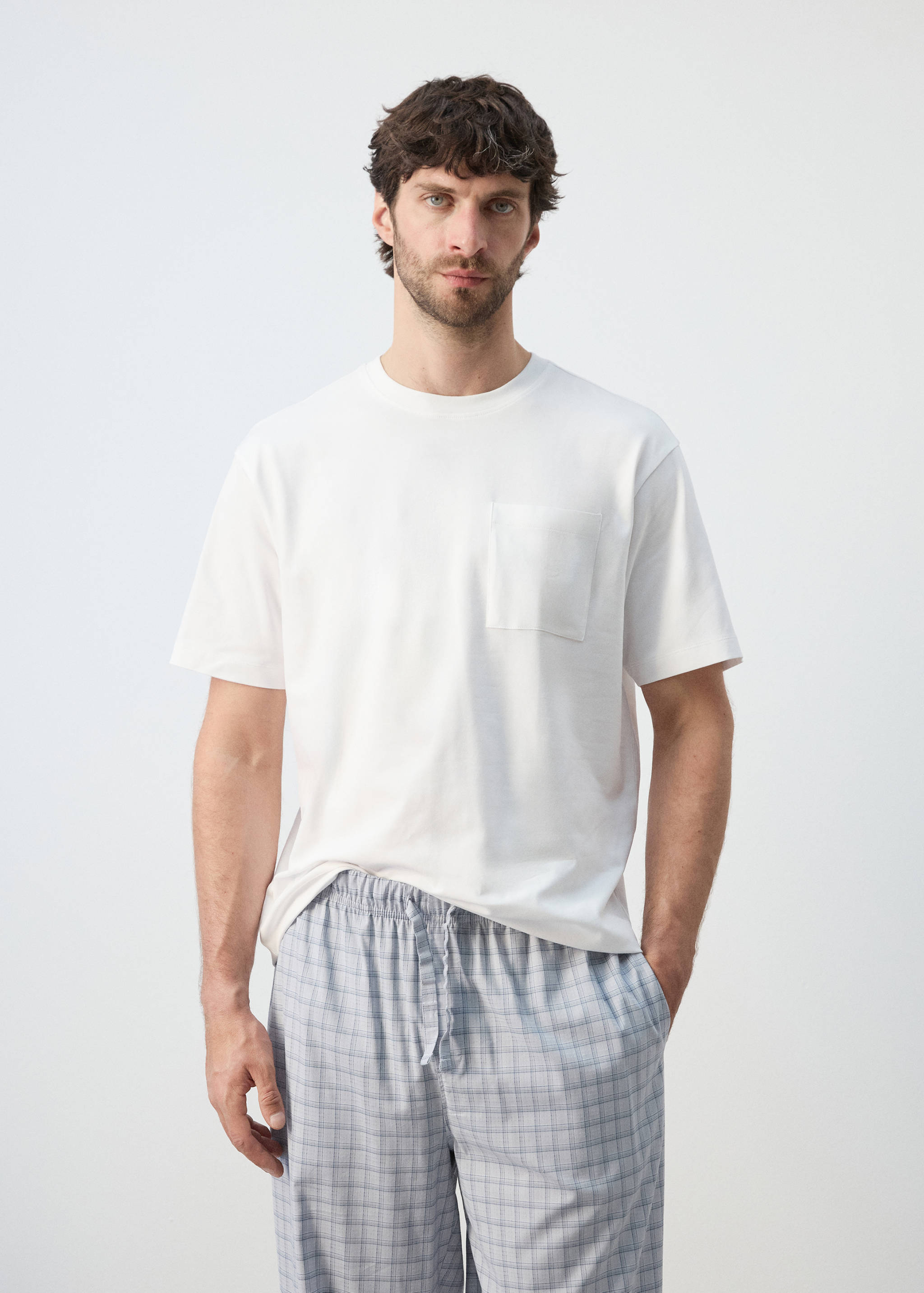 Pack pijama combinado cuadros - Plano medio