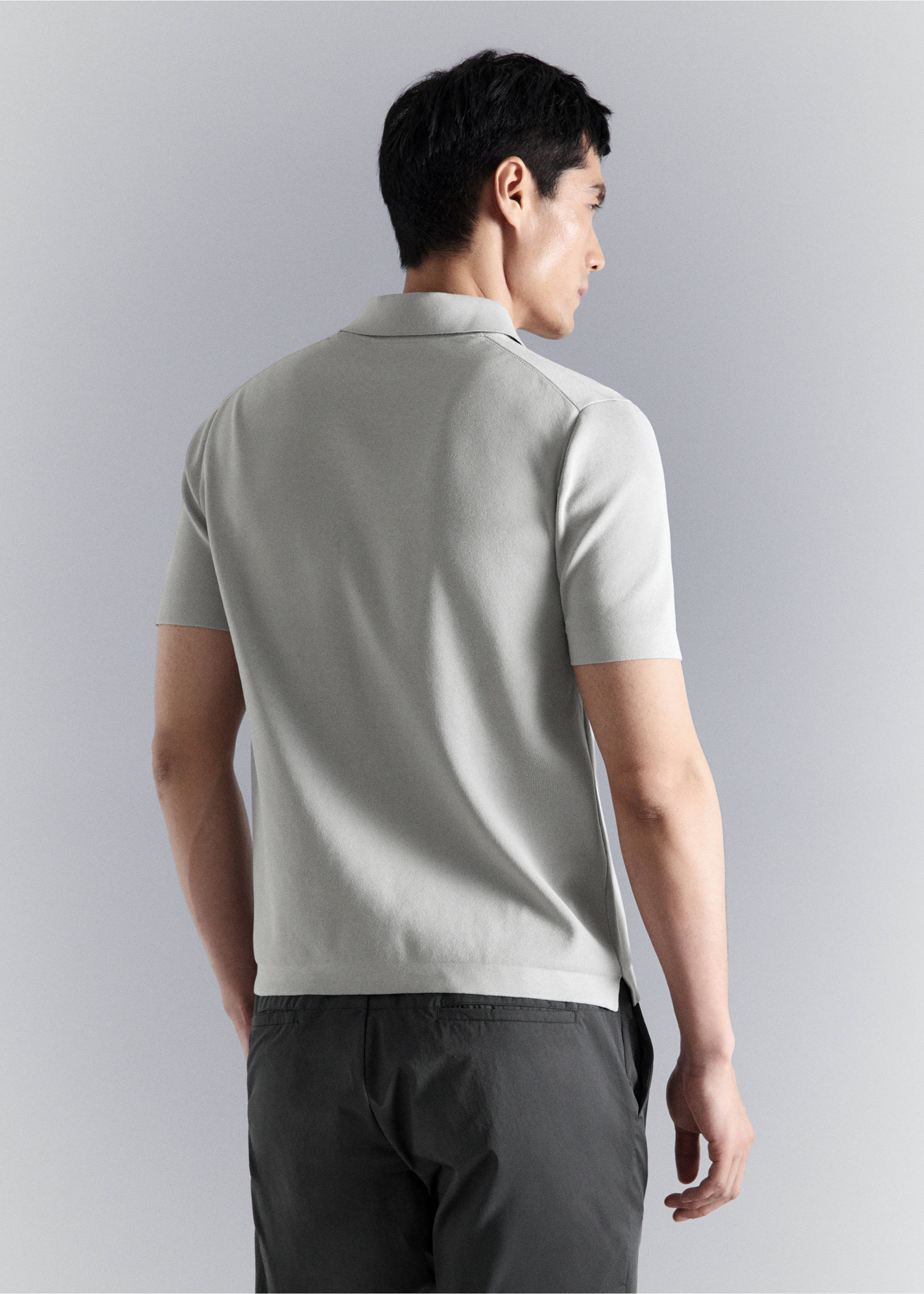 Polo comfort stretch cremallera - Reverso del artículo, Gris hielo. Ref: 27064428-00.