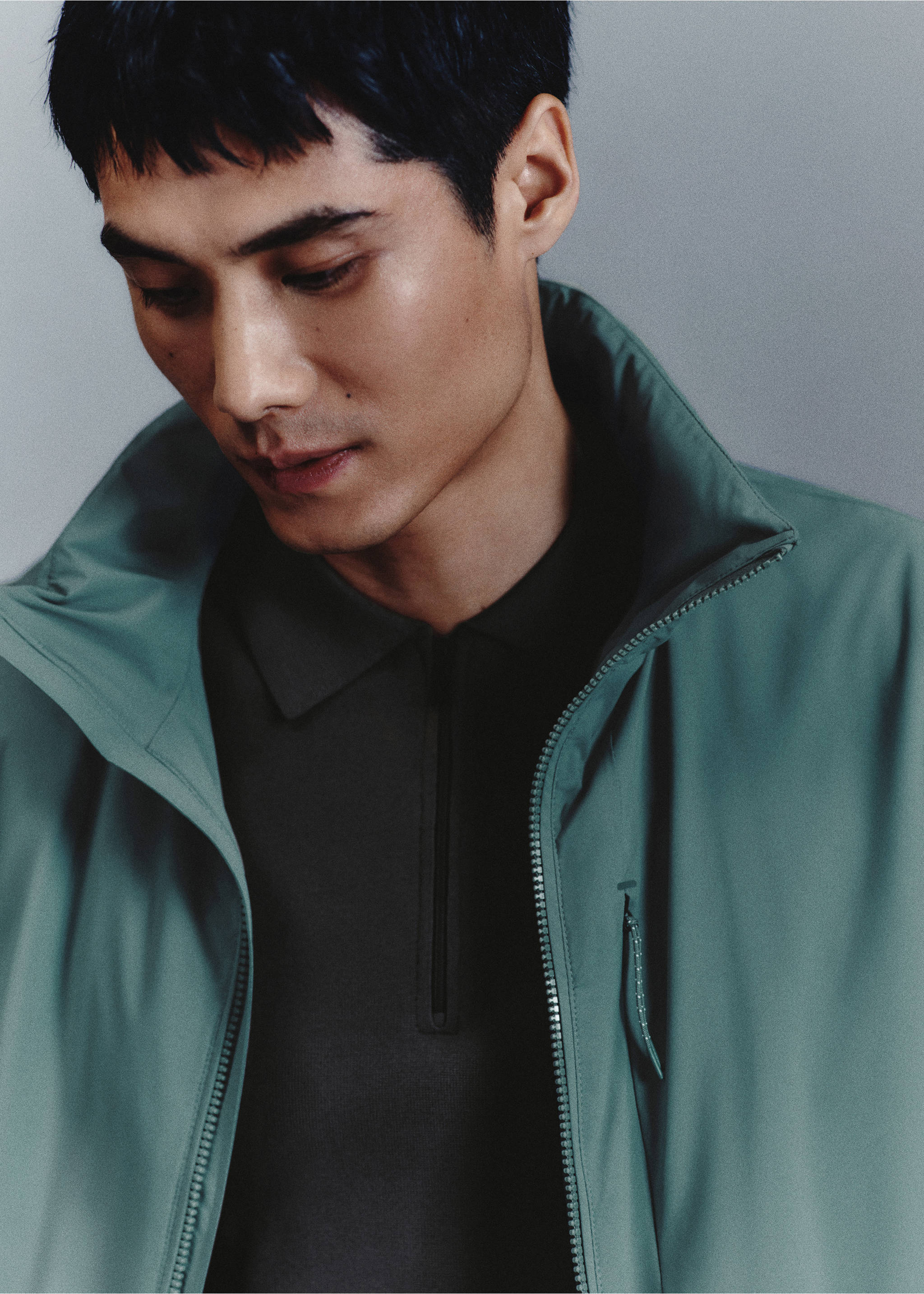 Sweat confort extensible à zip - Détail de l'article 3, Gris foncé. Ref: 27064428-00.