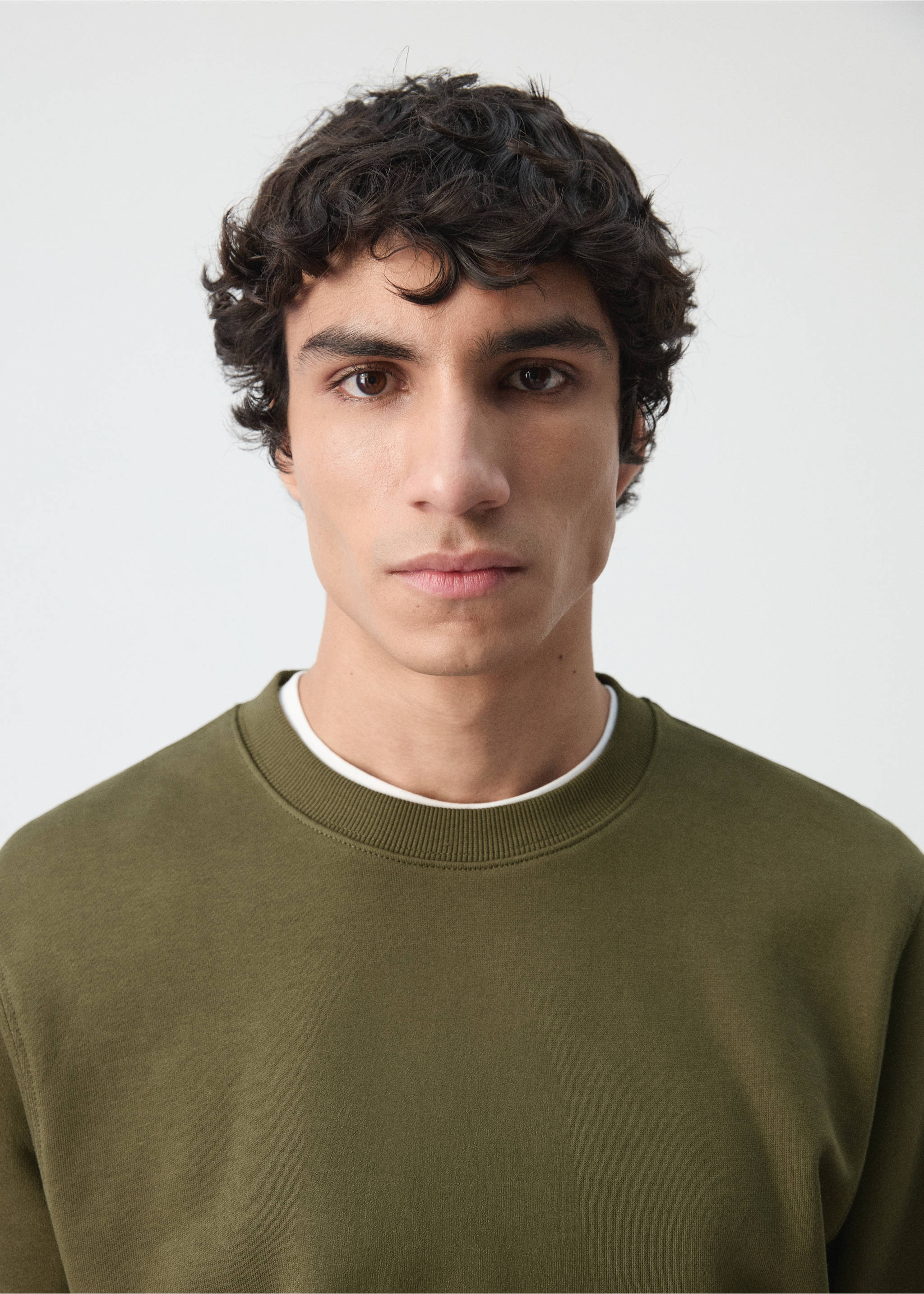 Lightweight 100% cotton sweatshirt - Details of the article 1, Dark Green. Ref: 27064430-00.
