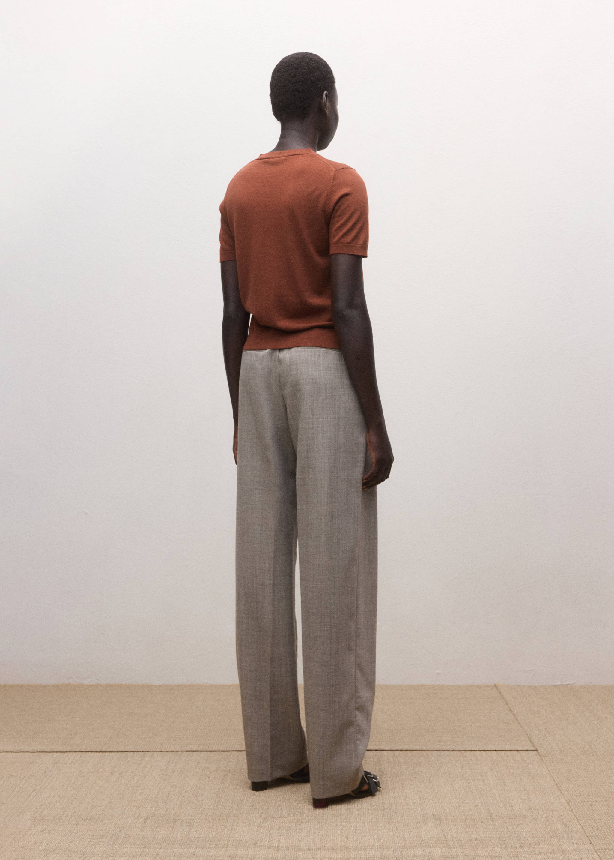 100% wool short-sleeved sweater - Reverse of the article, Russet. Ref: 27064440-00.