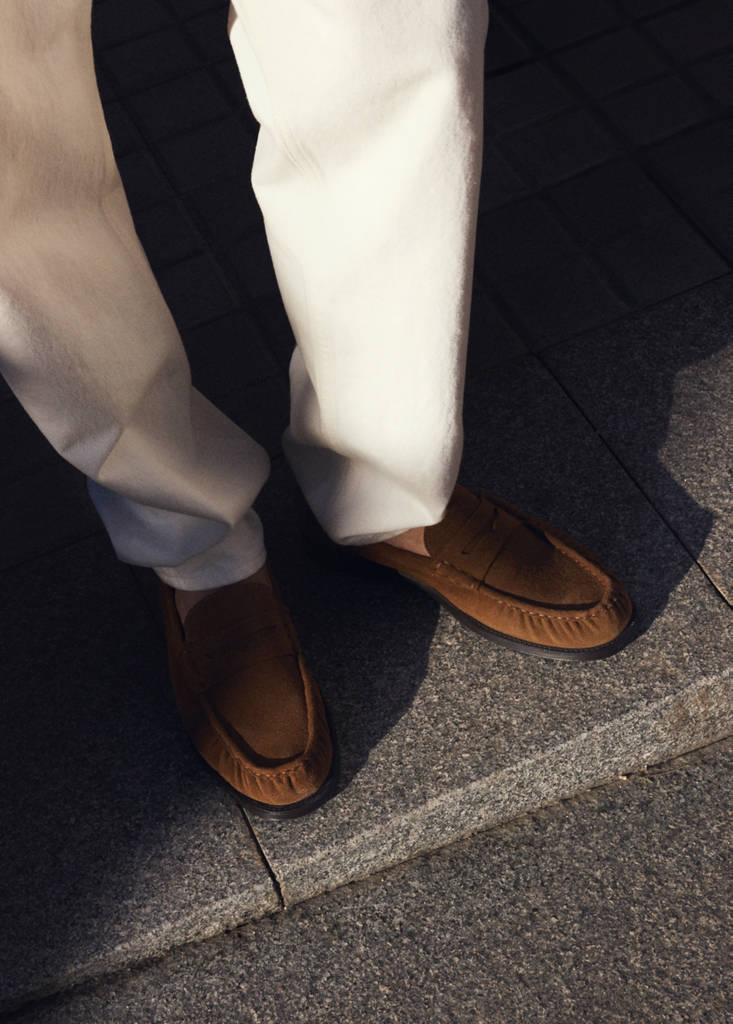 Suede leather moccasin with ruched detail — Cognac