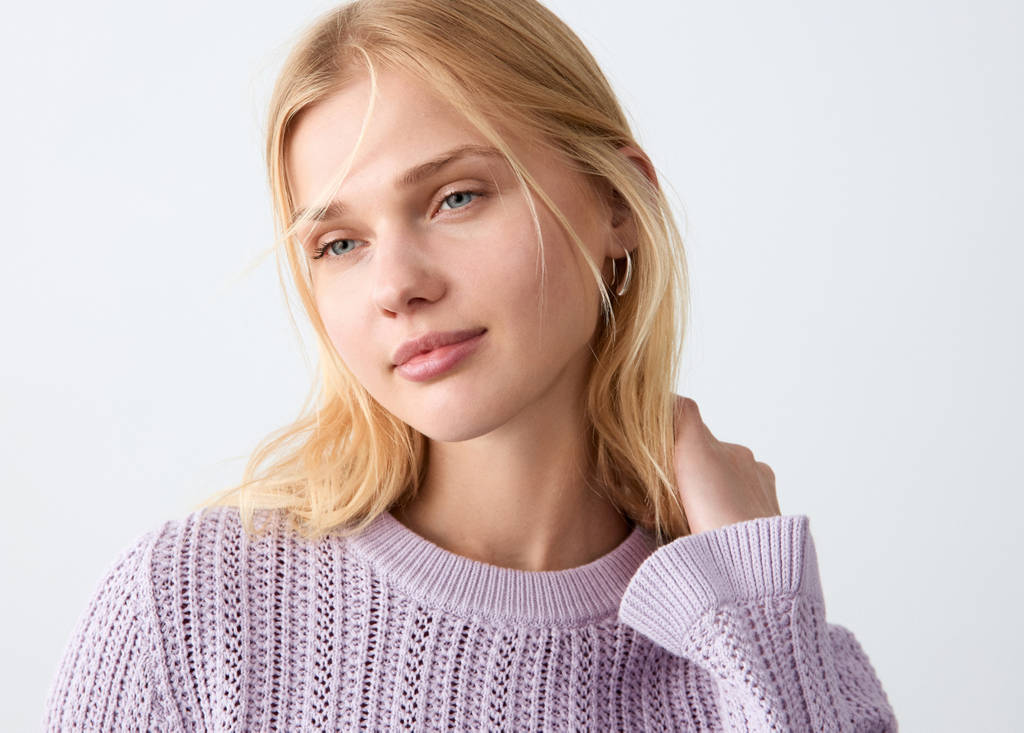 Openwork knitted sweater with ruffles — Light/Pastel Purple