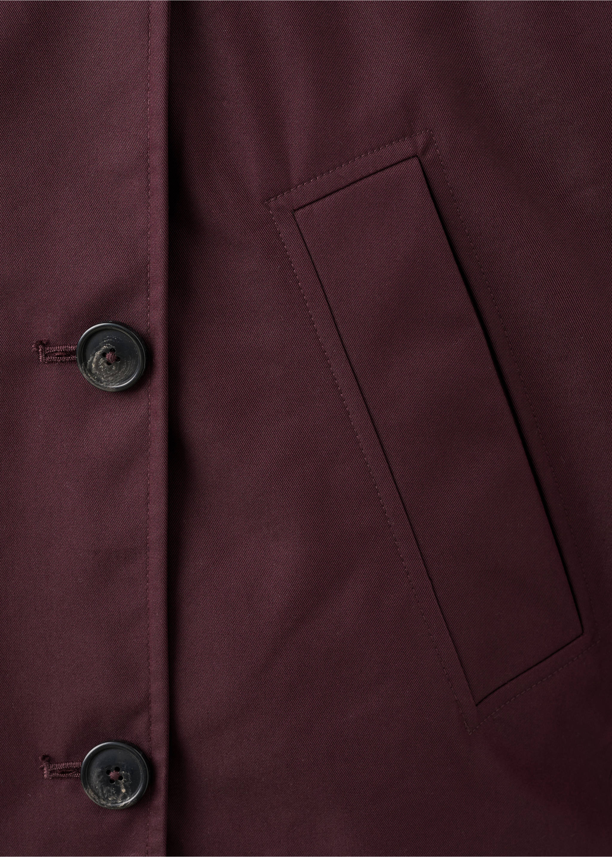 Short double-breasted trench coat with hood - Details of the article 0, Maroon. Ref: 27064772-00.