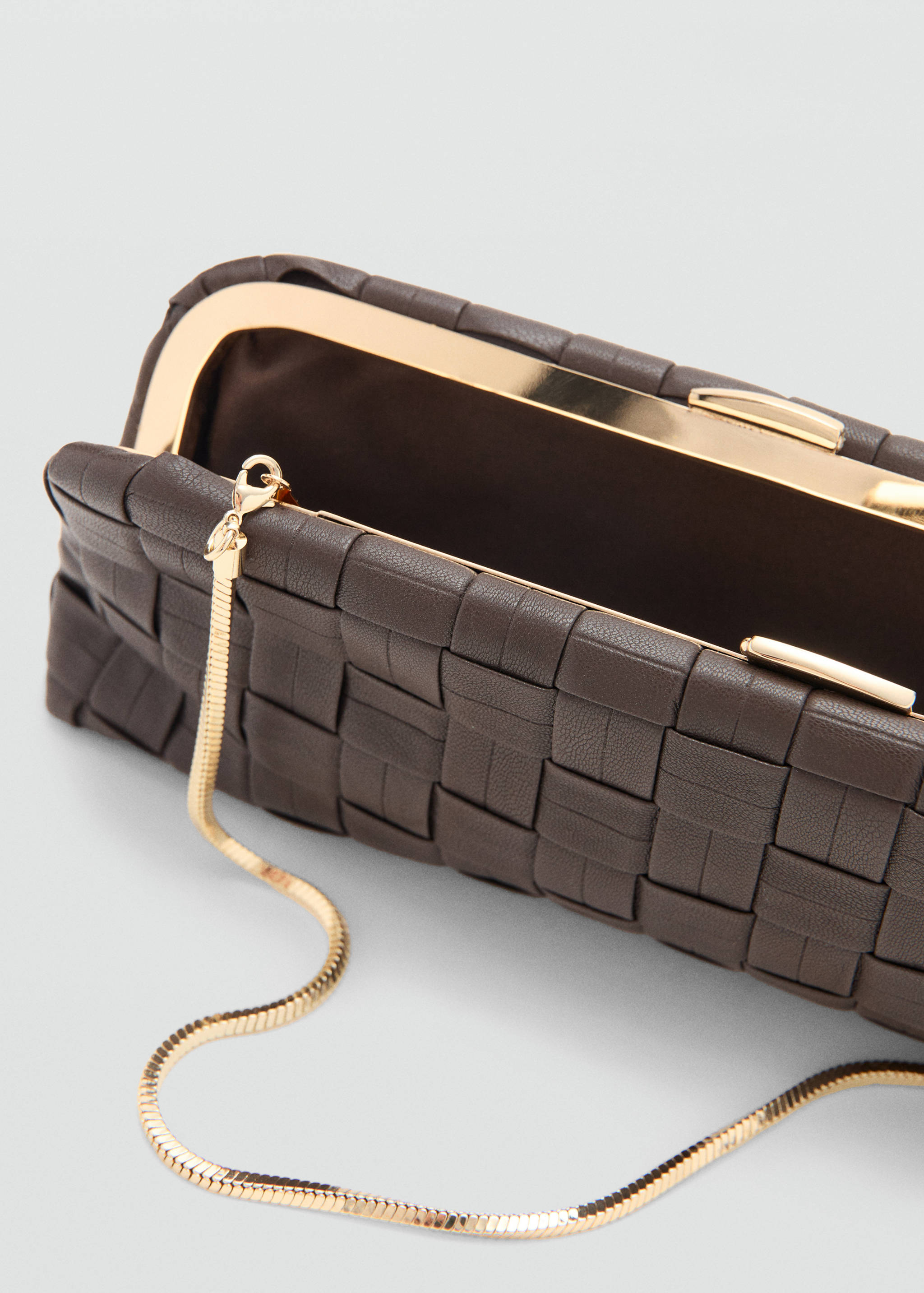 Bossa mà trenada - Detall de l'article 2