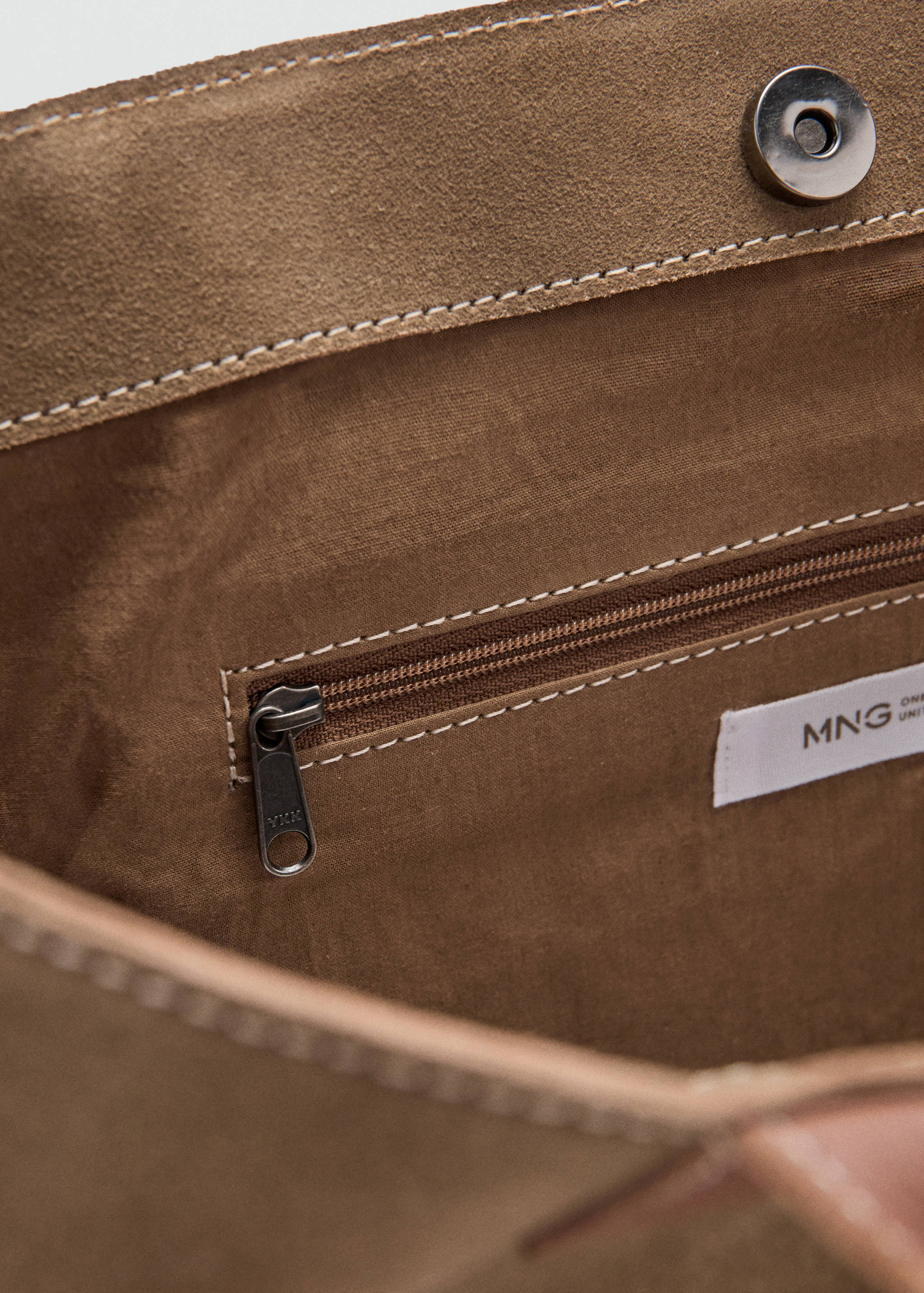 100% split leather bag - Details of the article 2