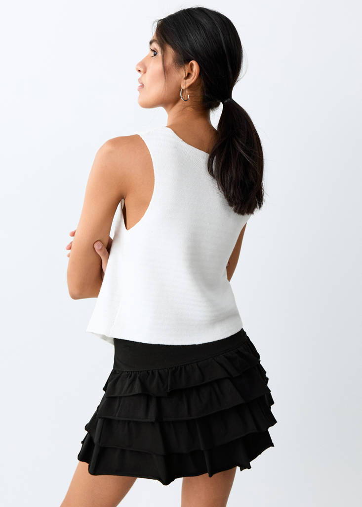 Ruffled short skirt — Black